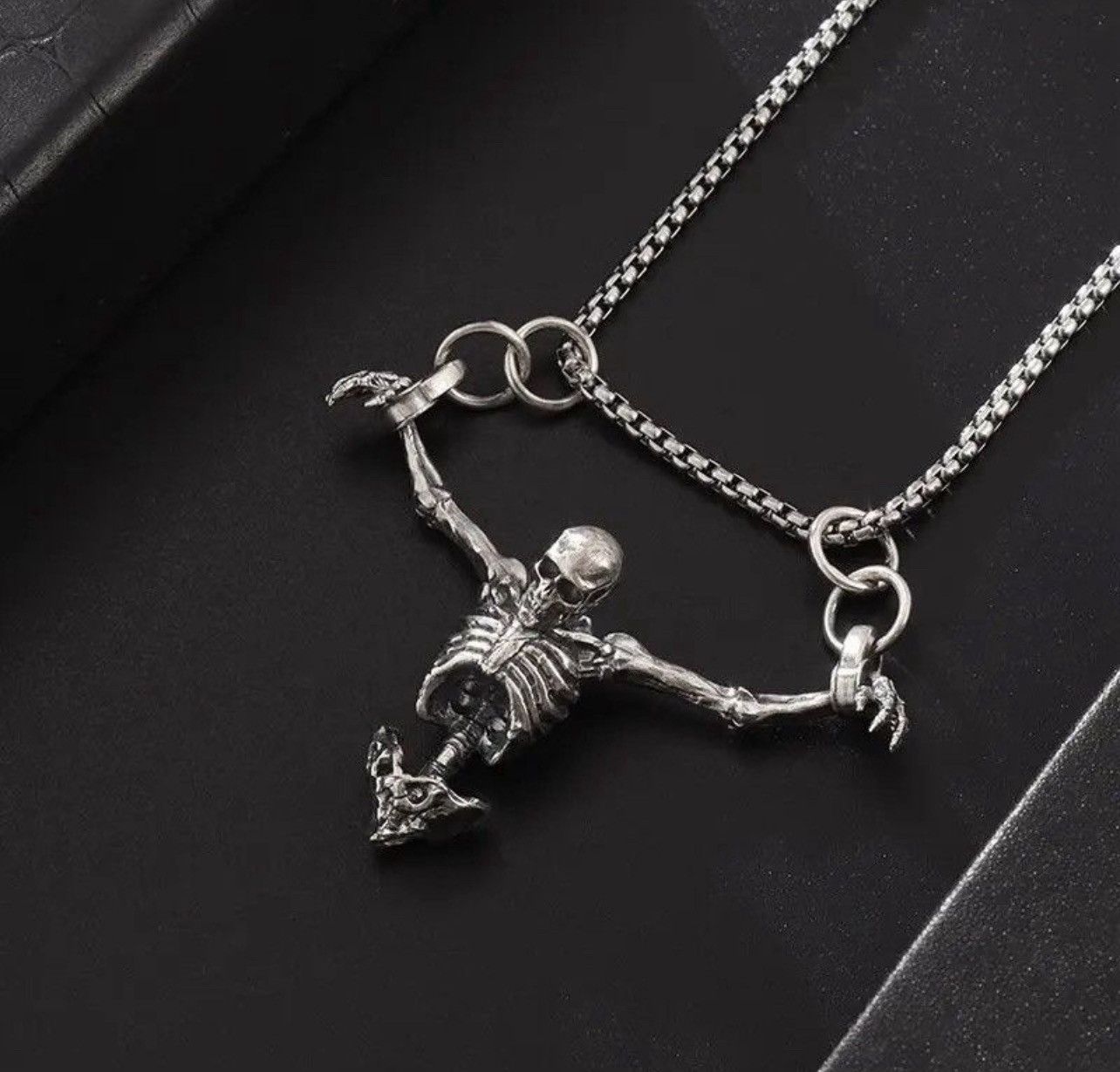 Jewelry Upper Body Skull Pendant Necklaces Size ONE SIZE - 5 Thumbnail