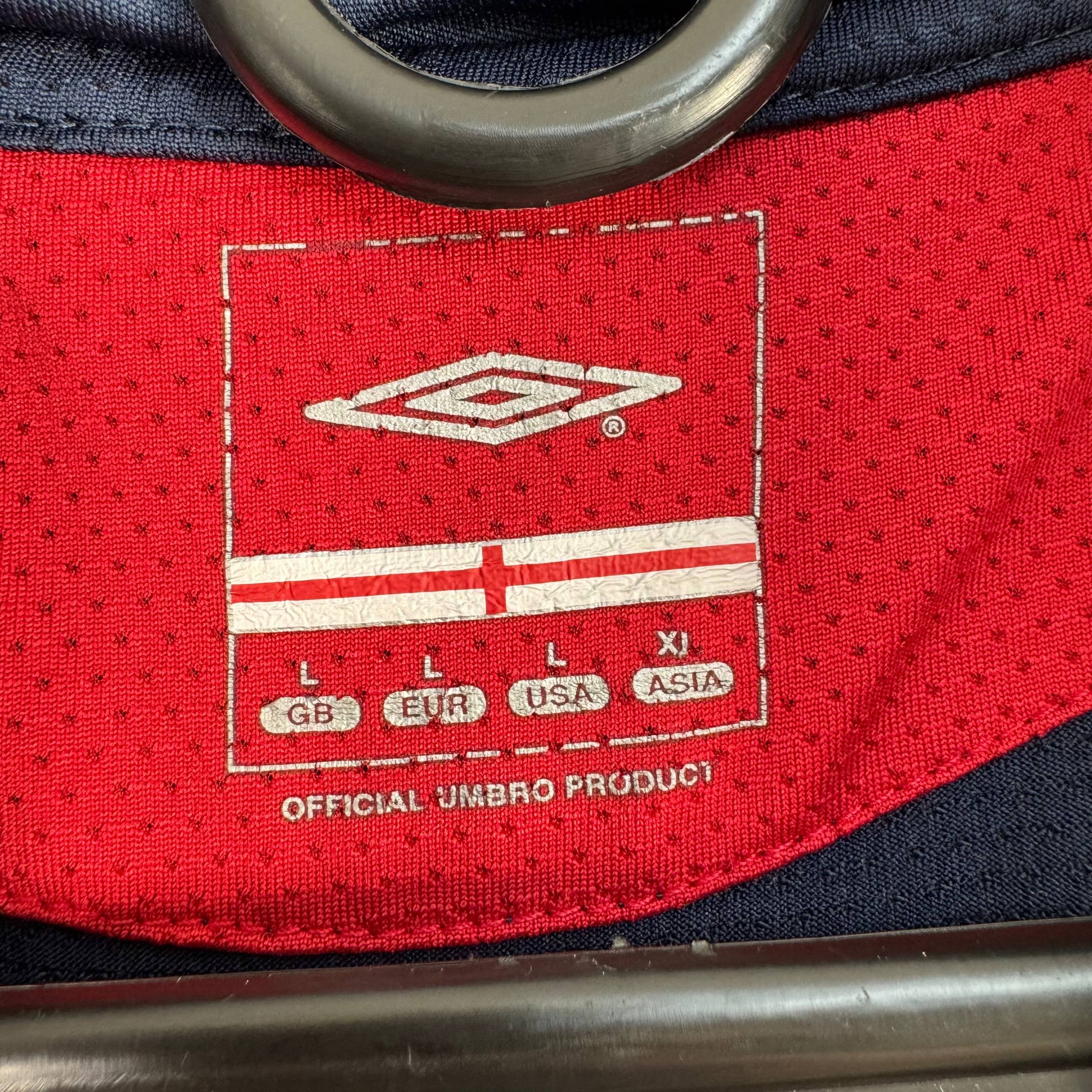 Umbro Umbro England Training Jersey 2005-06 Navy Mens Size L Size US L / EU 52-54 / 3 - 4 Thumbnail