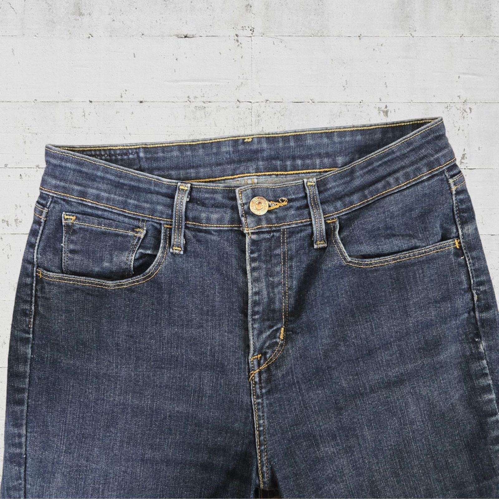 Levi's Levi’s Dark High Rise Slim Skinny Jeans Size 28 Size 28" / US 6 / IT 42 - 4 Thumbnail
