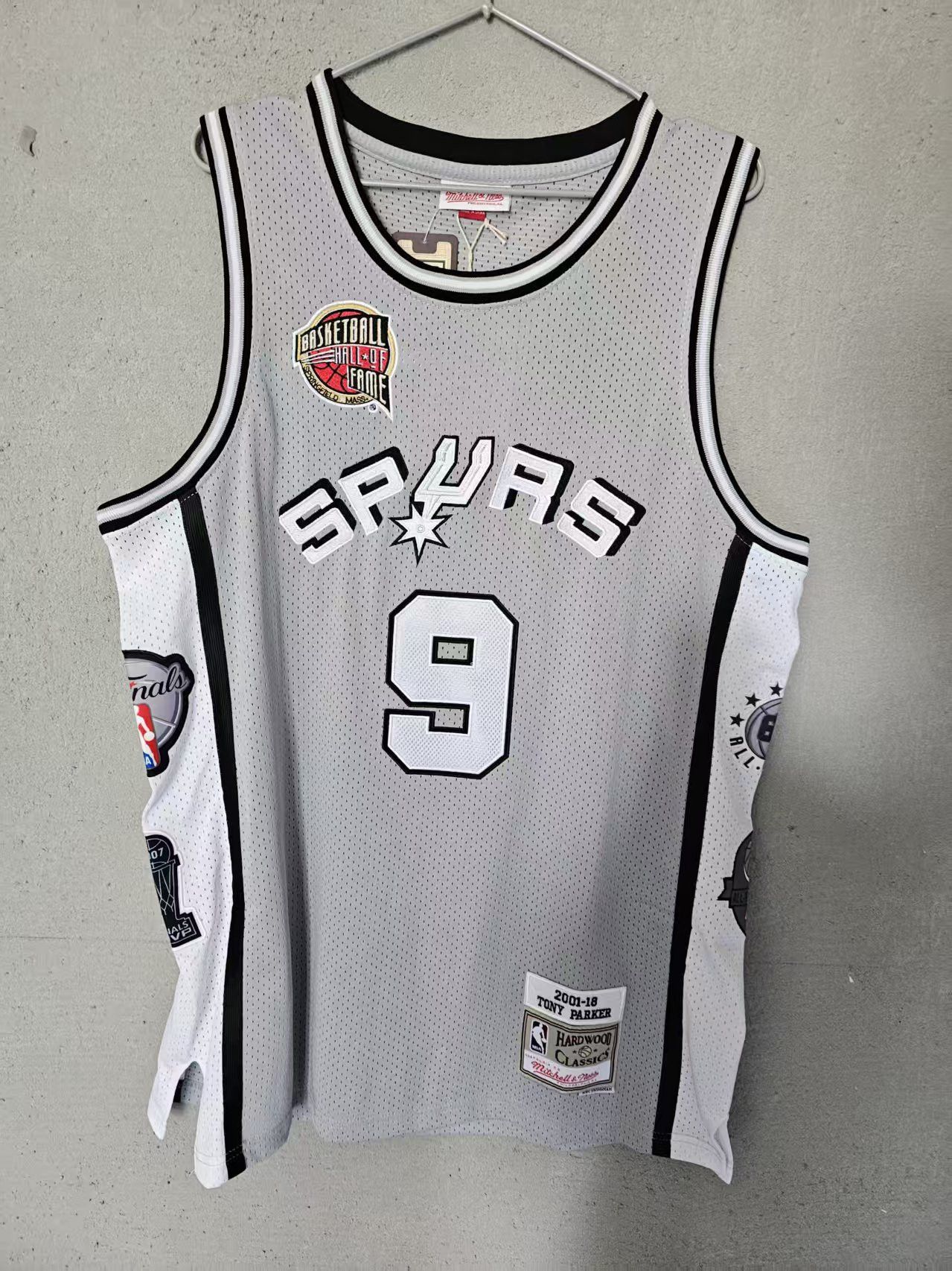 NBA Tony Parker Jersey San Antonio Spurs 9 Double Stitched Size US XL / EU 56 / 4 - 1 Thumbnail