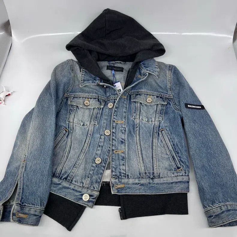 Balenciaga Balenciaga Denim Jacket Size S / US 4 / IT 40 - 1 Thumbnail