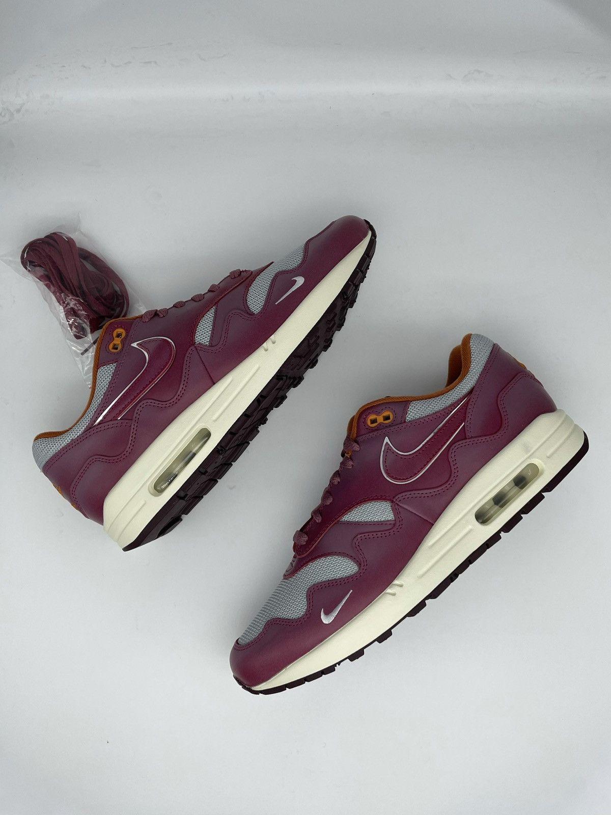 Nike × Patta Nike Air Max 1 x Patta Maroon Size US 11 / EU 44 - 1 Thumbnail