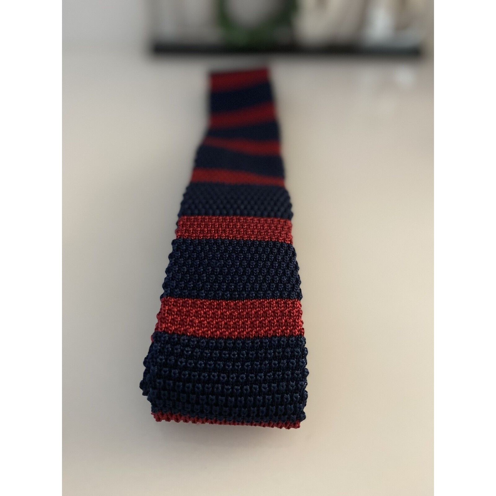 image of Burberrys London Knitted Silk Slim Rectangle Cravate Tie in Red/Blue, Men's