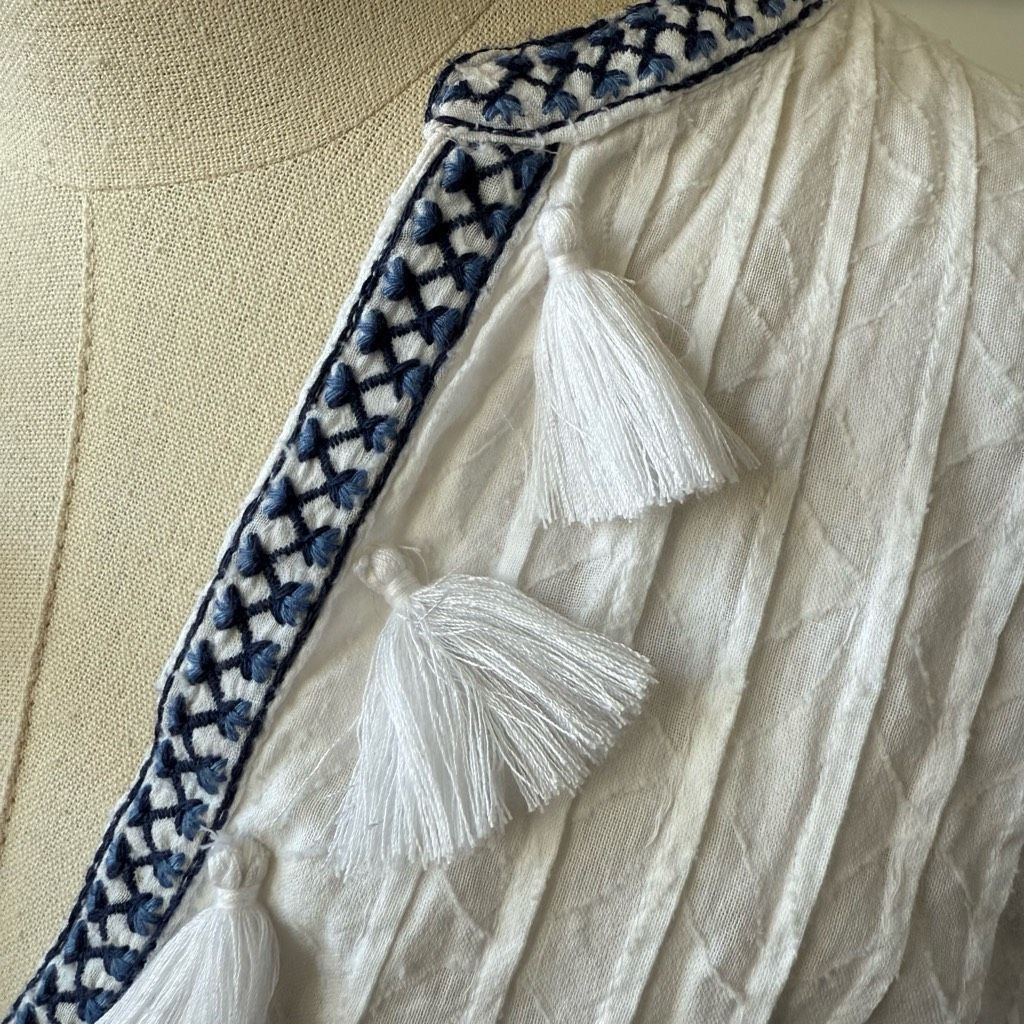 Tommy Bahama Tommy Bahama Cotton Clip Embroidered Coverup Dress White Blue XS Size XS / US 0-2 / IT 36-38 - 5 Thumbnail