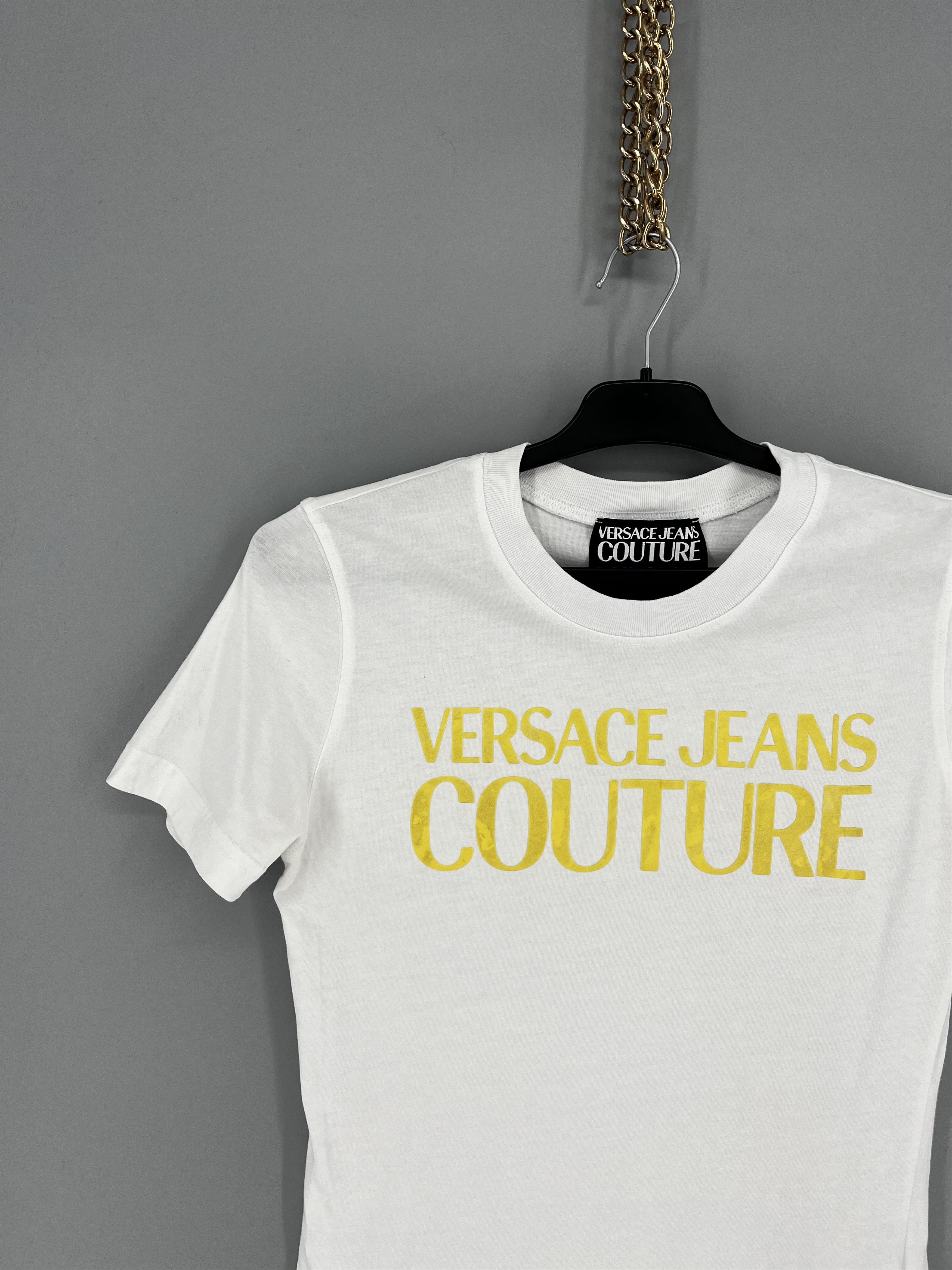 Versace VERSACE JEANS COUTURE GOLD LOGO T SHIRT-WHITE Size M / US 6-8 / IT 42-44 - 4 Thumbnail