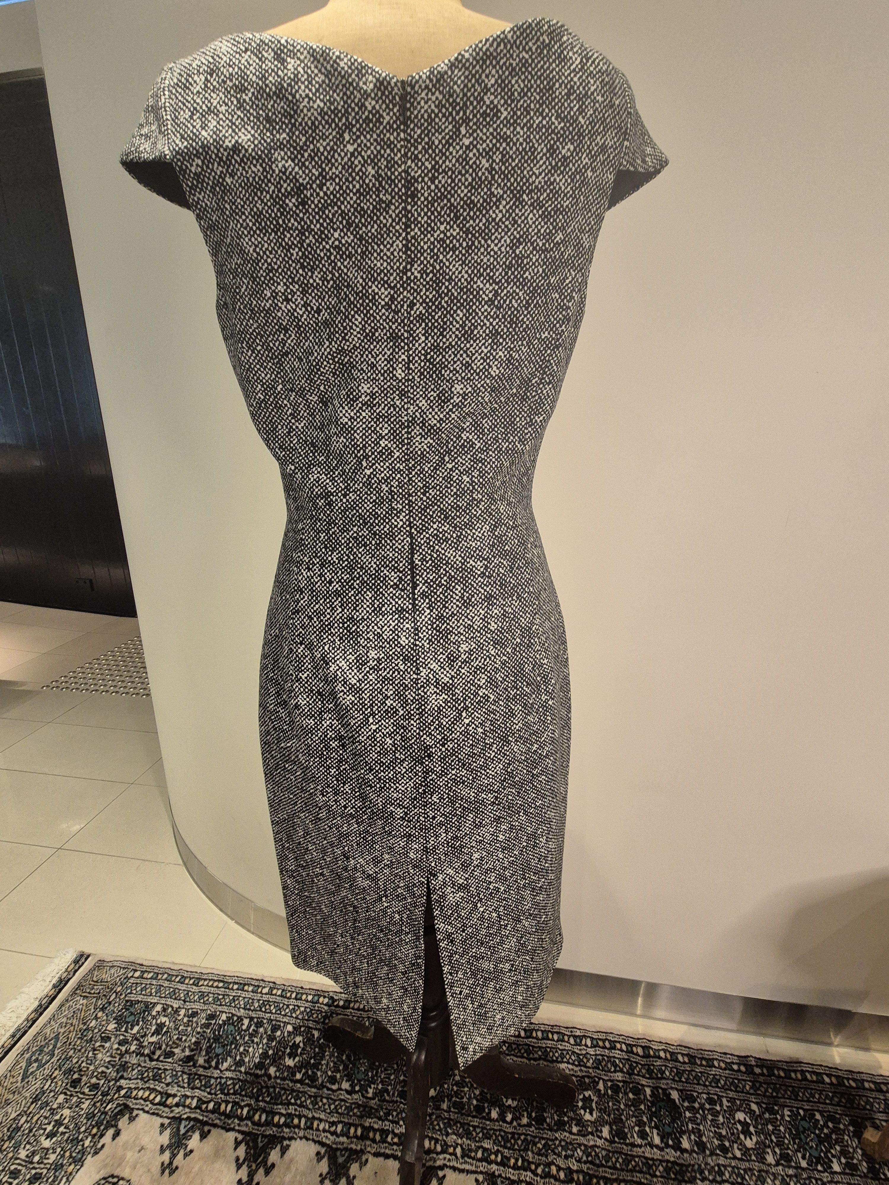 Michael Kors Michael Kors wool tweed cap sleeve dress Size M / US 6-8 / IT 42-44 - 3 Thumbnail