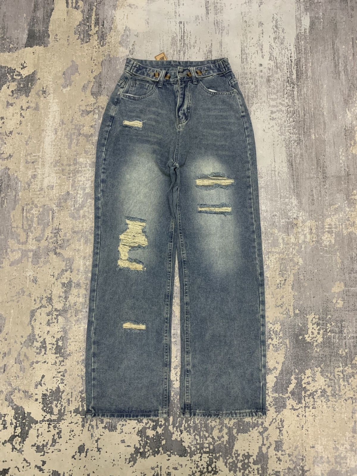 Japanese Brand Vtg Y2K Ripped Distressed Baggy Wide Leg Streetwear Jeans Size US 26 / EU 42 - 1 Thumbnail