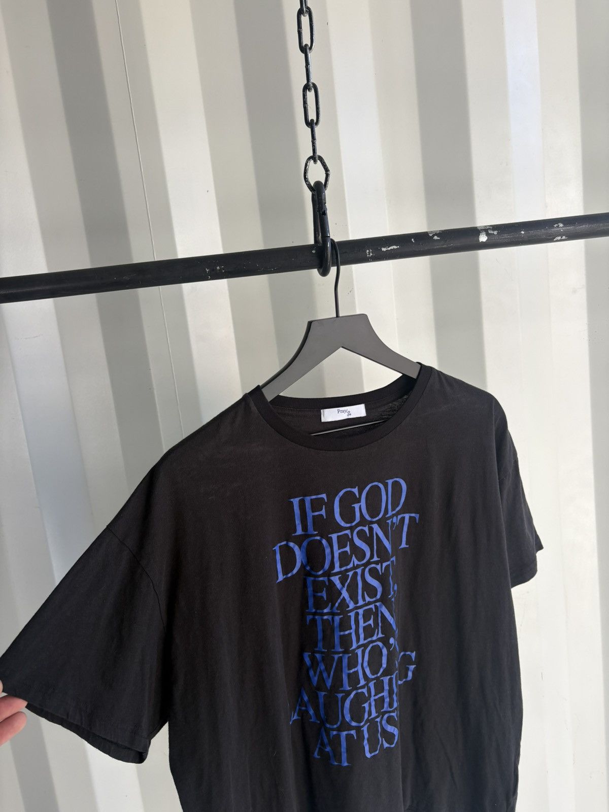 Praying If God Doesn’t Exist Who’s Laughing At Us? Shirt Grunge Band Size US L / EU 52-54 / 3 - 4 Thumbnail