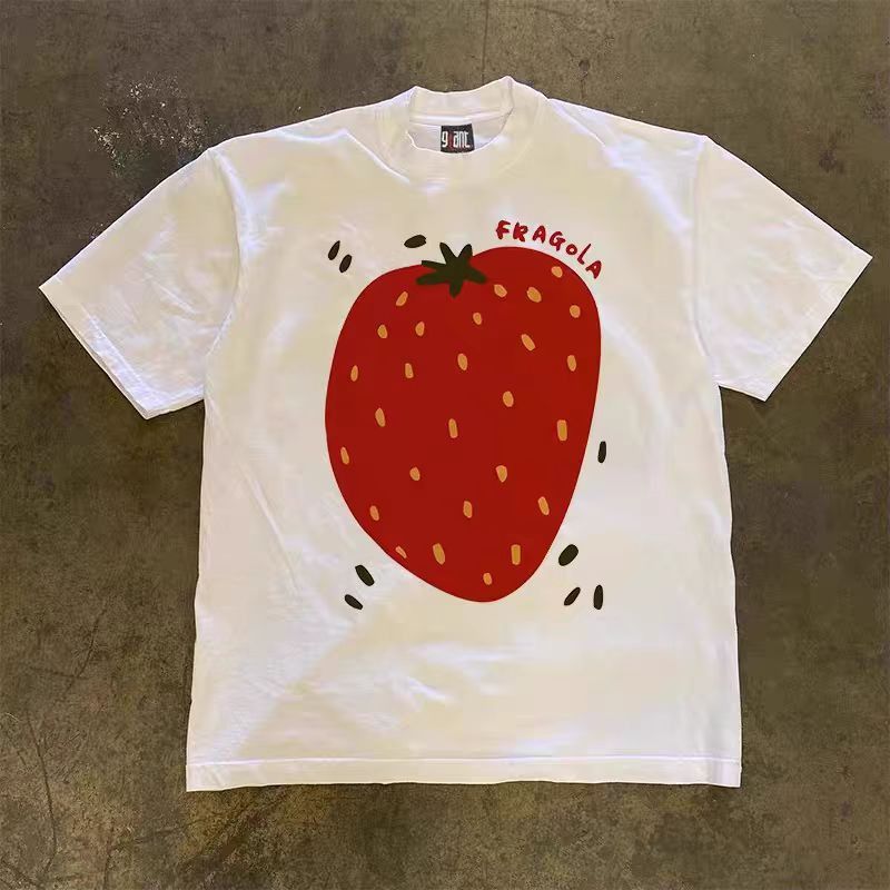 Vintage White casual retro strawberry print t-shirt Size US M / EU 48-50 / 2 - 1 Thumbnail