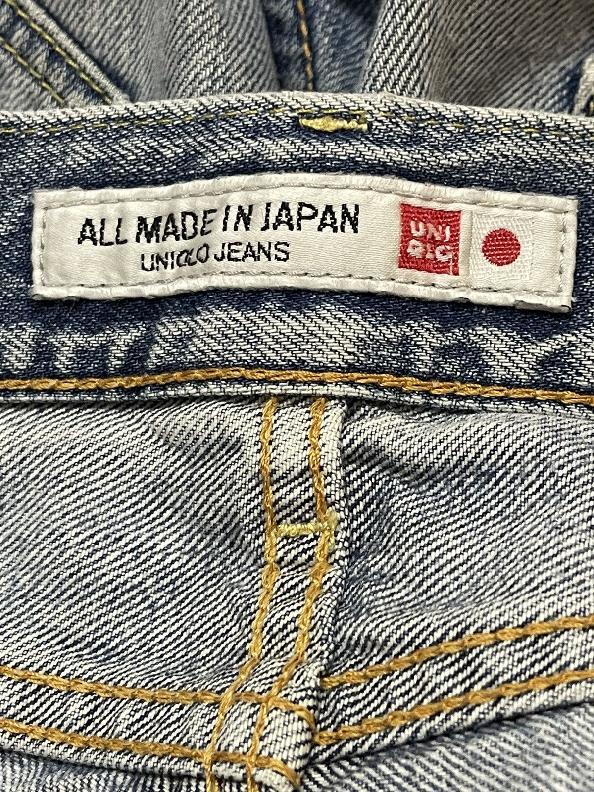 Uniqlo Vintage Japanese Uniqlo Blue Faded Wash Style Loose Jeans Size US 32 / EU 48 - 9 Thumbnail