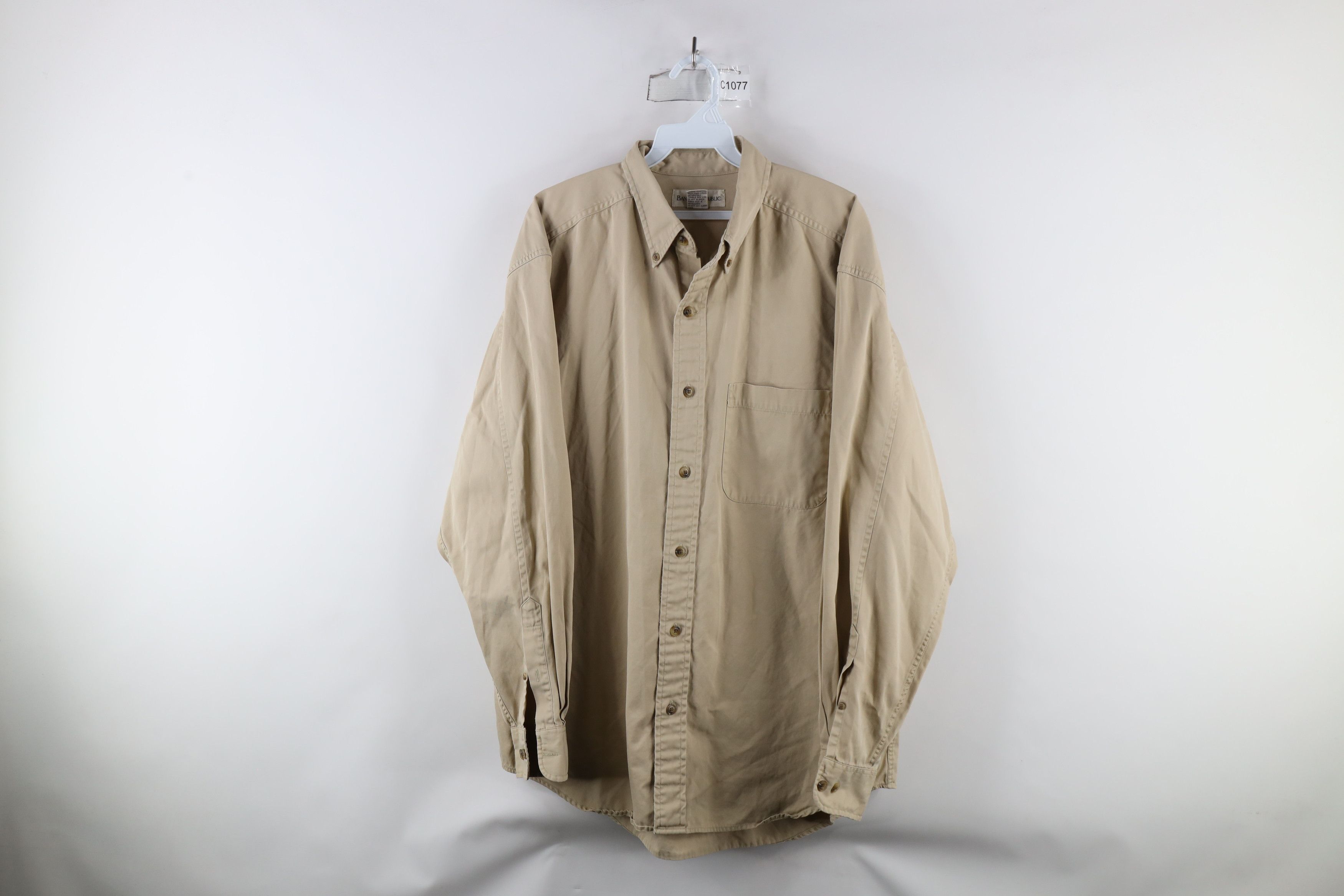 Banana Republic × Vintage Vintage 90s Banana Republic Twill Collared Button Down Shirt Size US L / EU 52-54 / 3 - 1 Thumbnail