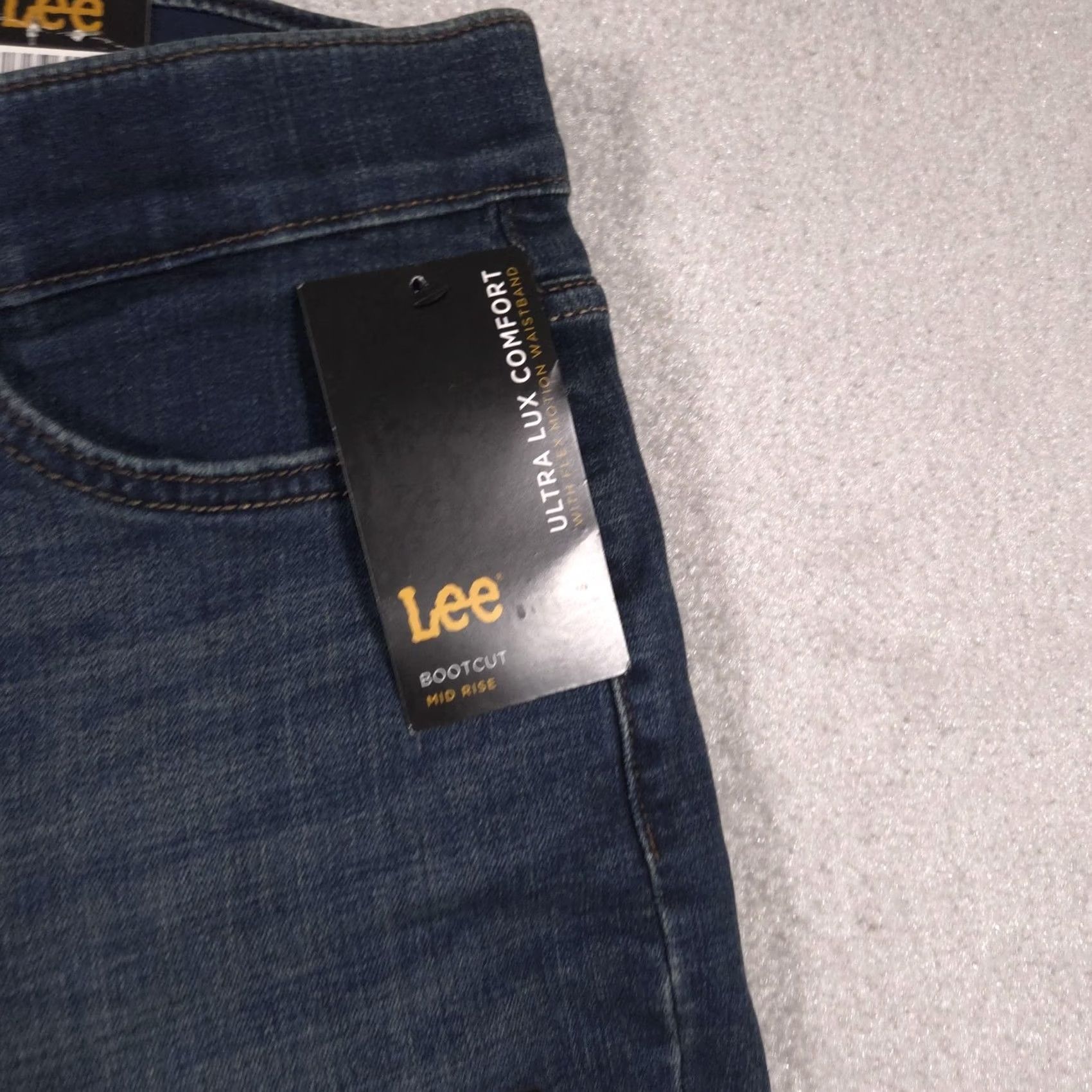 Lee Lee Jeans Womens 10 Blue Medium Wash Mid Rise Regular Fit Bootcut Stretch Denim Size 32" / US 10 / IT 46 - 6 Thumbnail