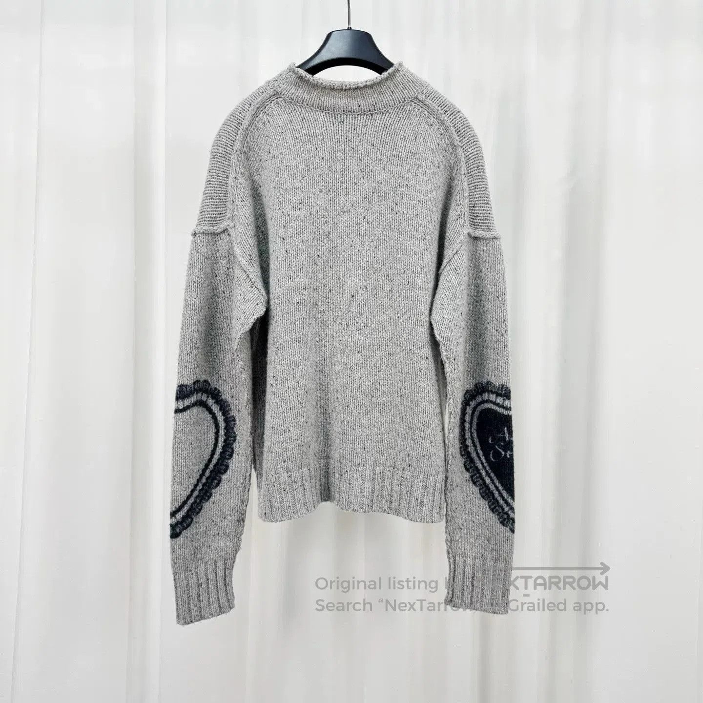 Acne Studios gray heart logo knit sweater. Size XXS / US 00 / IT 34 - 2 Thumbnail