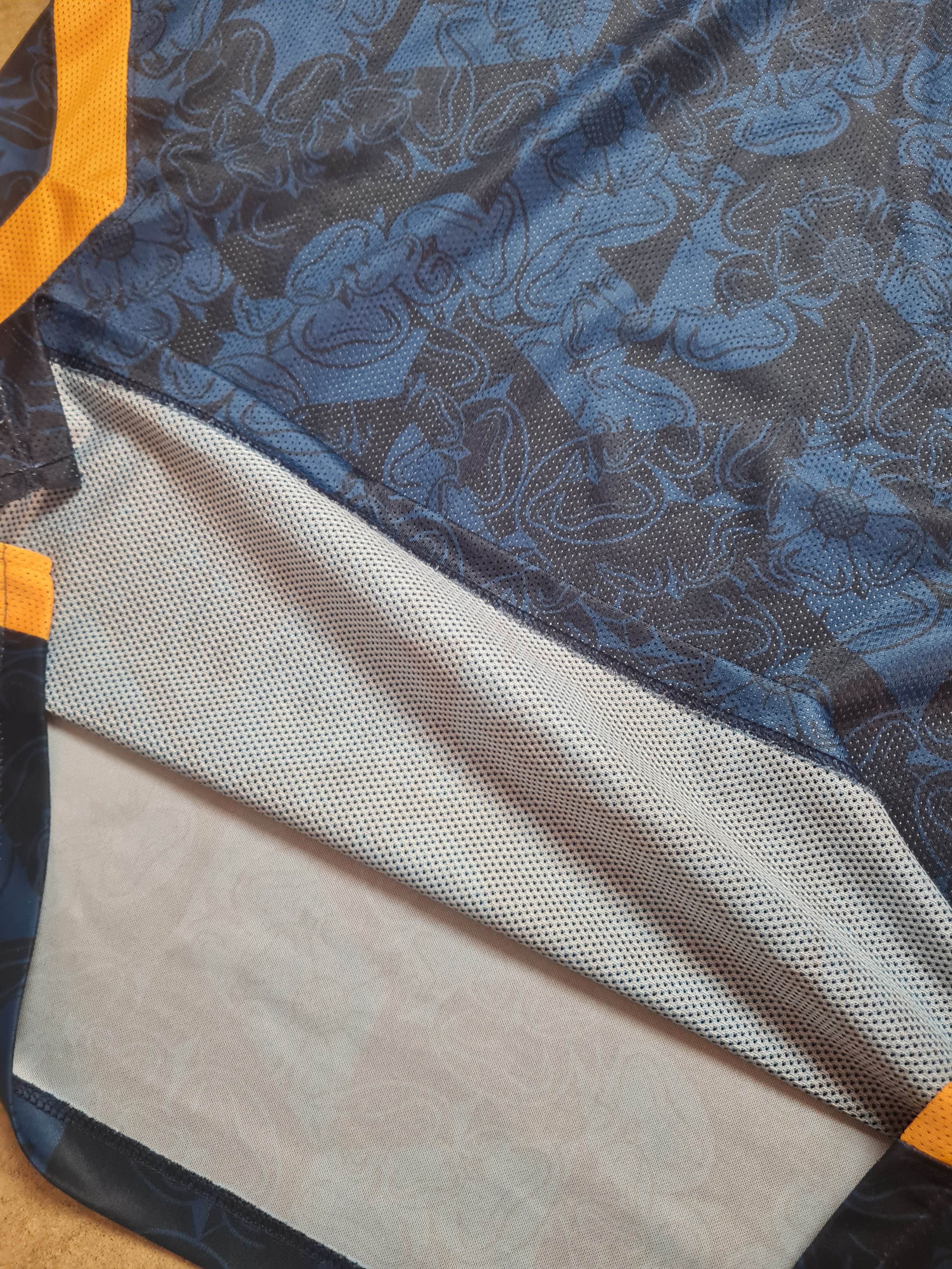 Nike Jersey Nike Cricket Dark Blue Sz L Yorkshire Vikings County Size US L / EU 52-54 / 3 - 17 Thumbnail