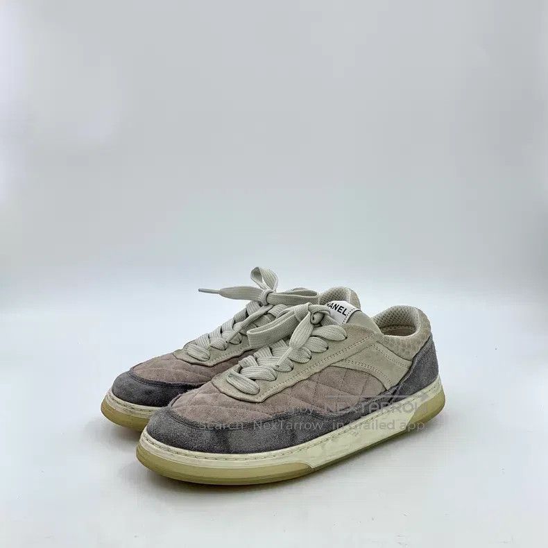 Chanel Chanel Color-matched suede diamond check-up casual flat sn Size US 7.5 / IT 37.5 - 1 Thumbnail
