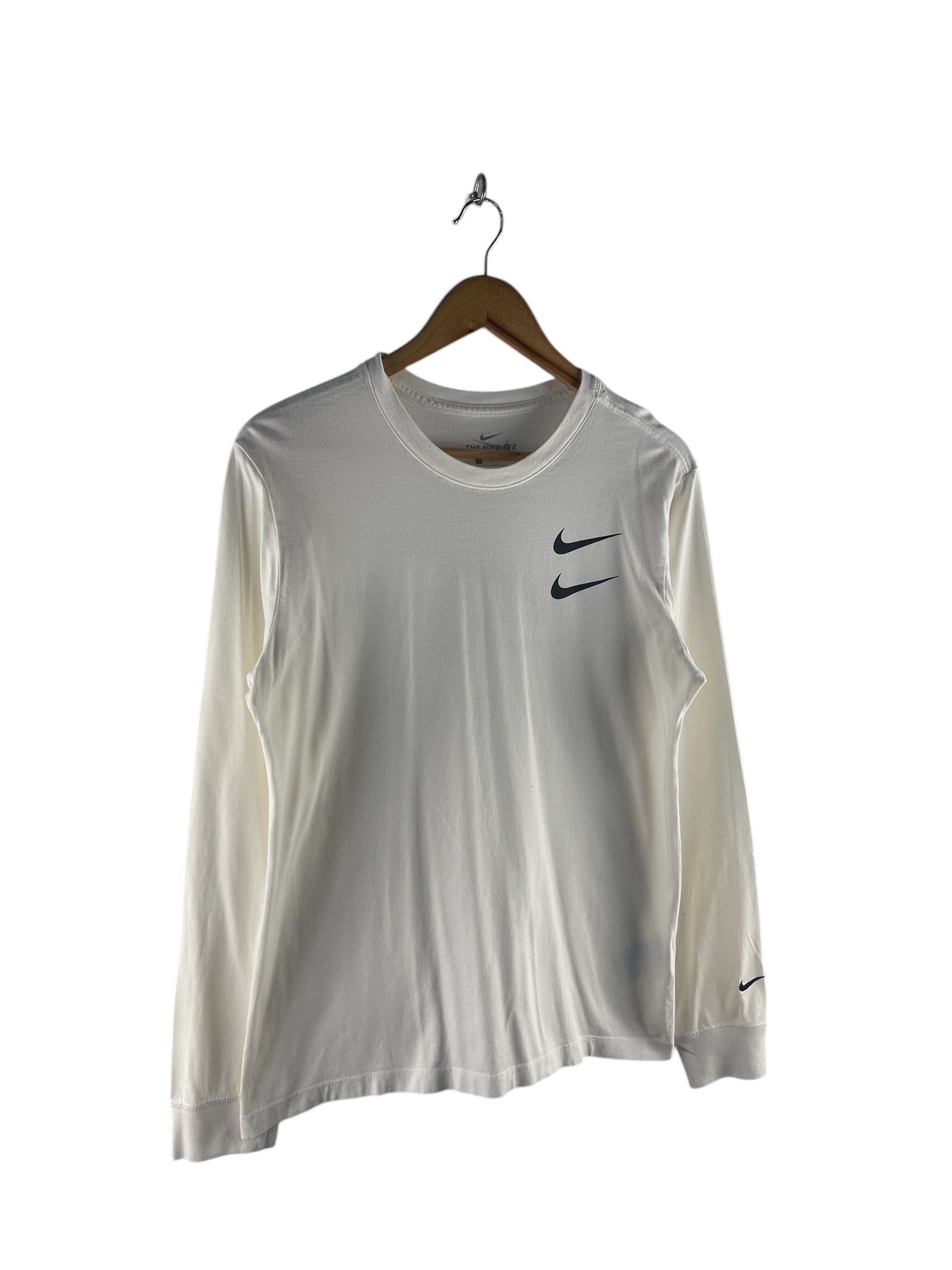 Nike Nike Goddess Of Victory Double Swoosh Shirt Size US S / EU 44-46 / 1 - 5 Thumbnail
