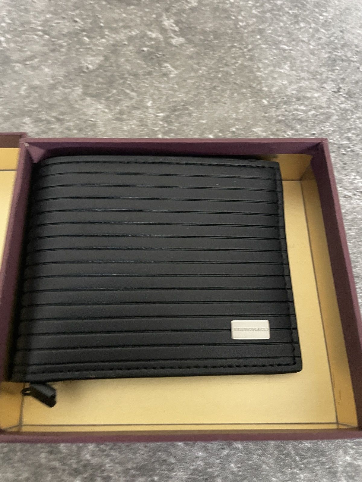 Bruno Magli Textured Leather Bi Fold wallet 195.00 Size ONE SIZE - 1 Thumbnail
