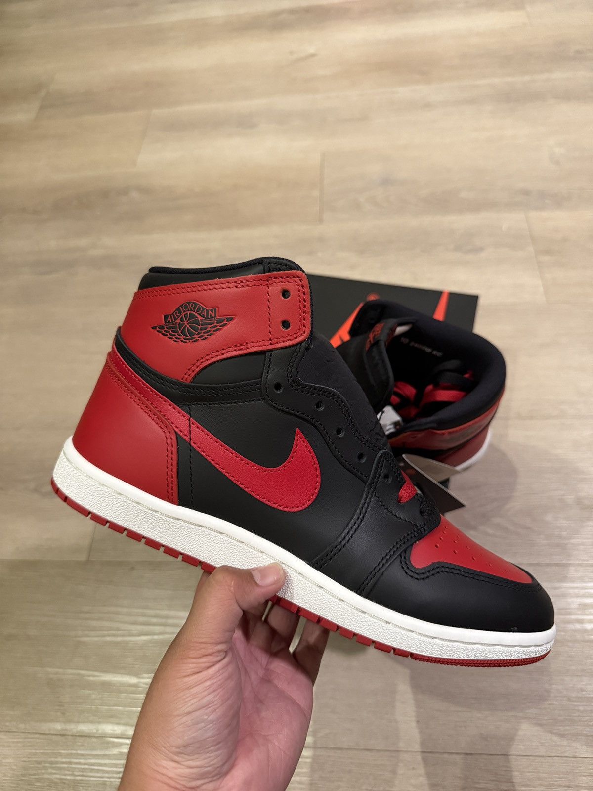 Jordan Brand × Nike Air Jordan 1 High Bred Banned 2025 Size US 10 / EU 43 - 1 Thumbnail