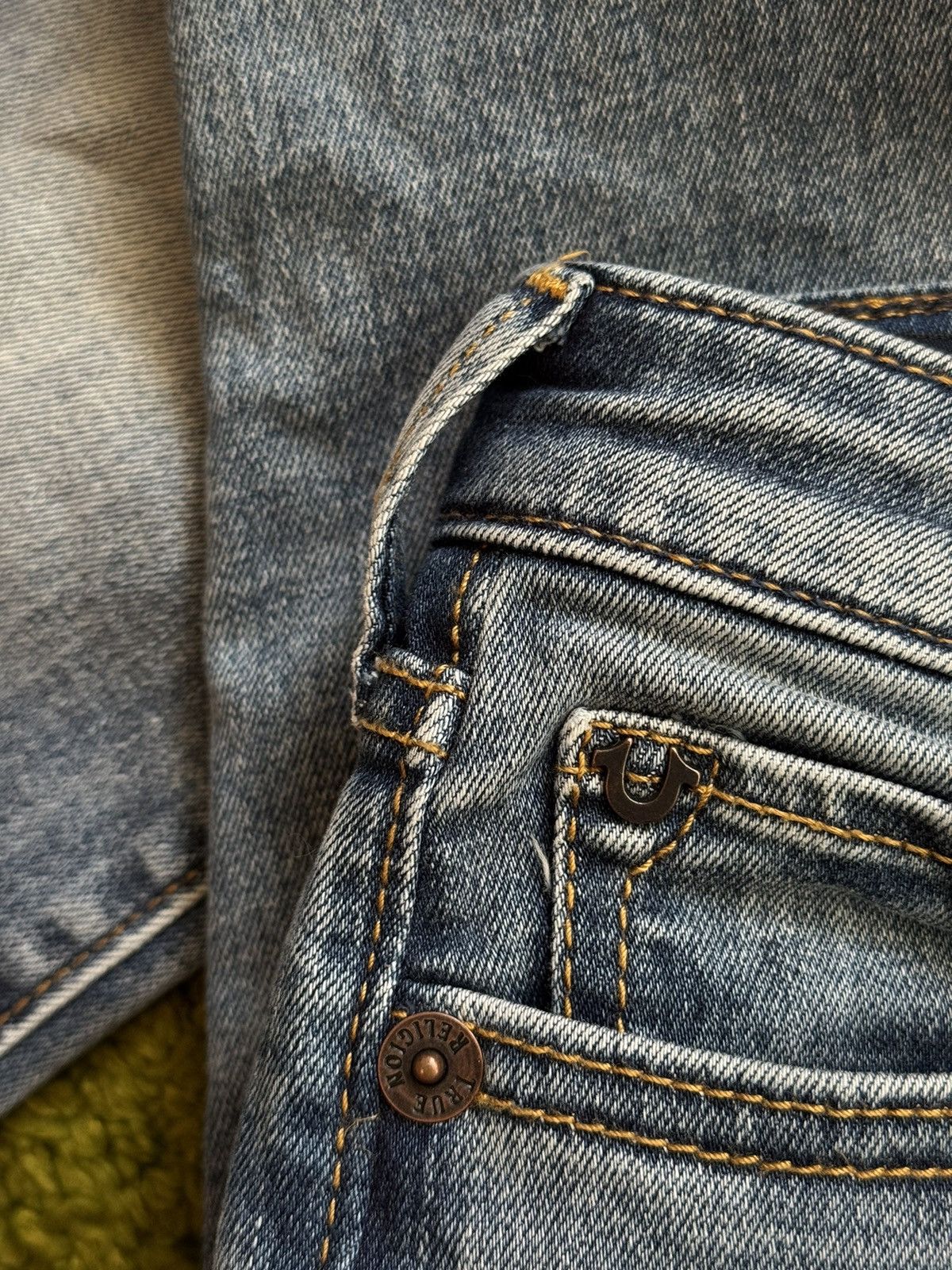 Designer × True Religion × Vintage True Religion skinny flared fit Y2K style jeans denim Size 25" / US 0 / IT 36 - 4 Thumbnail
