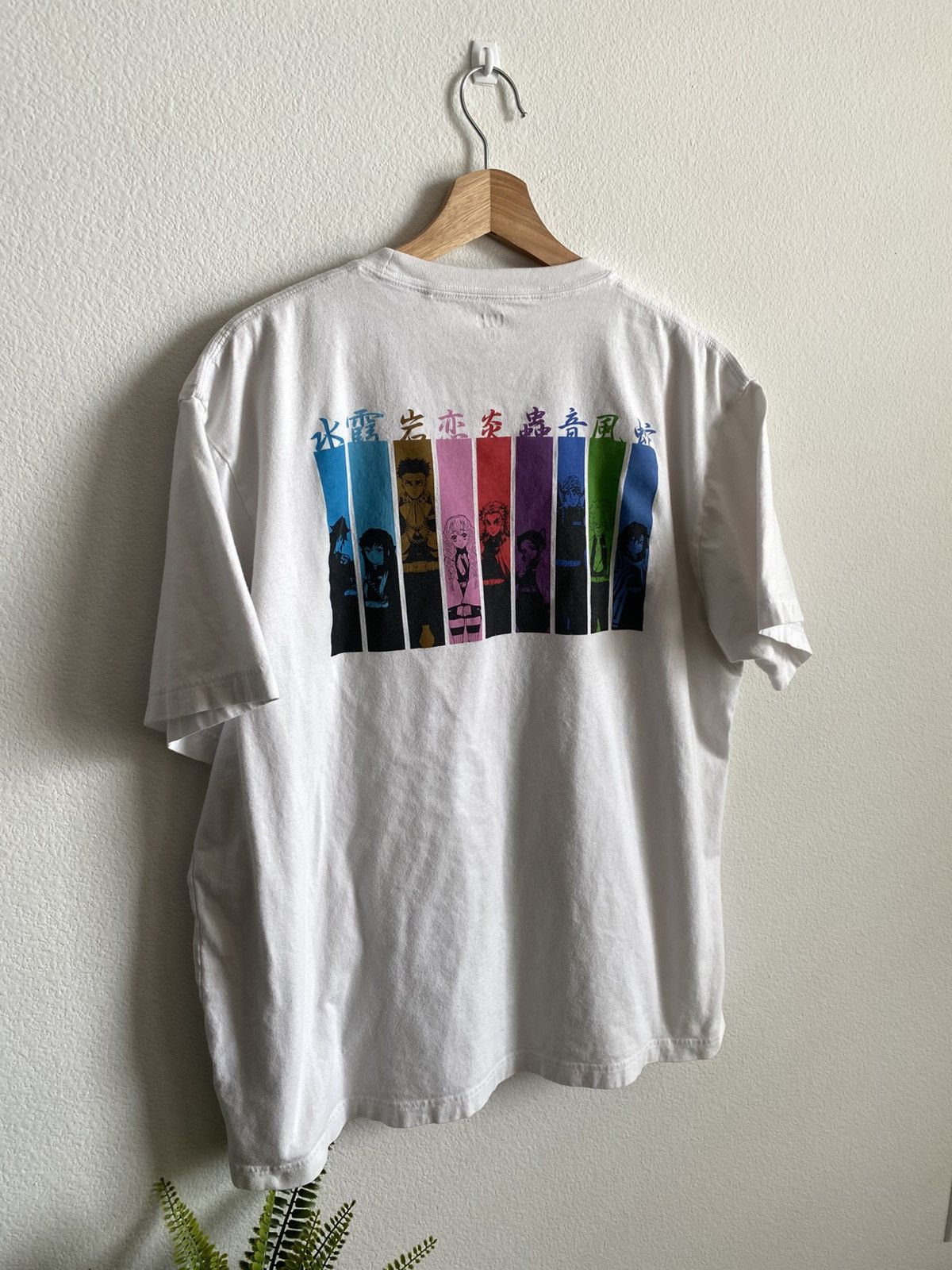Uniqlo Uniqlo Sailor Moon Tee Size US XL / EU 56 / 4 - 5 Thumbnail