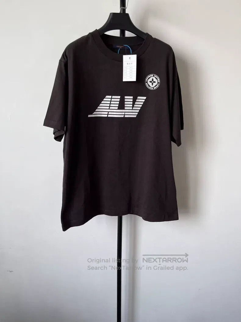 Louis Vuitton Louis Vuitton Men's Spring-Summer Collection Graphic Print Size US L / EU 52-54 / 3 - 1 Thumbnail
