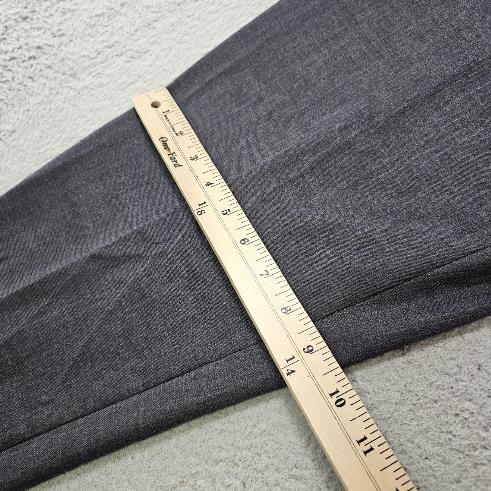 Vintage Bachrach Pants Mens 33 Gray Wool Dress Slacks Flat Front Lined Unhemmed 100% Wool - Regular, Zip Closure, Pockets, Belt Loops, Charcoal Size US 33 - 5 Thumbnail