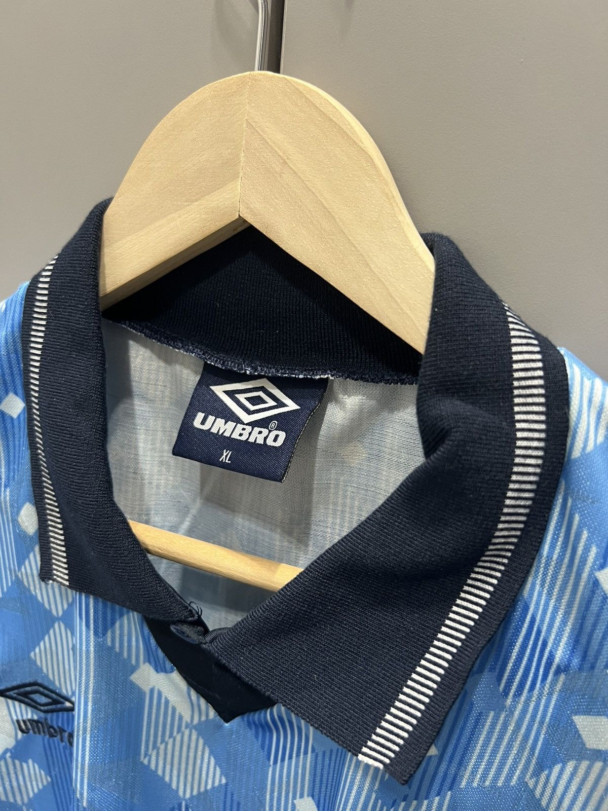 Umbro England Third Shirt 1990-1992 Umbro Size XL RARE Size US XL / EU 56 / 4 - 9 Thumbnail