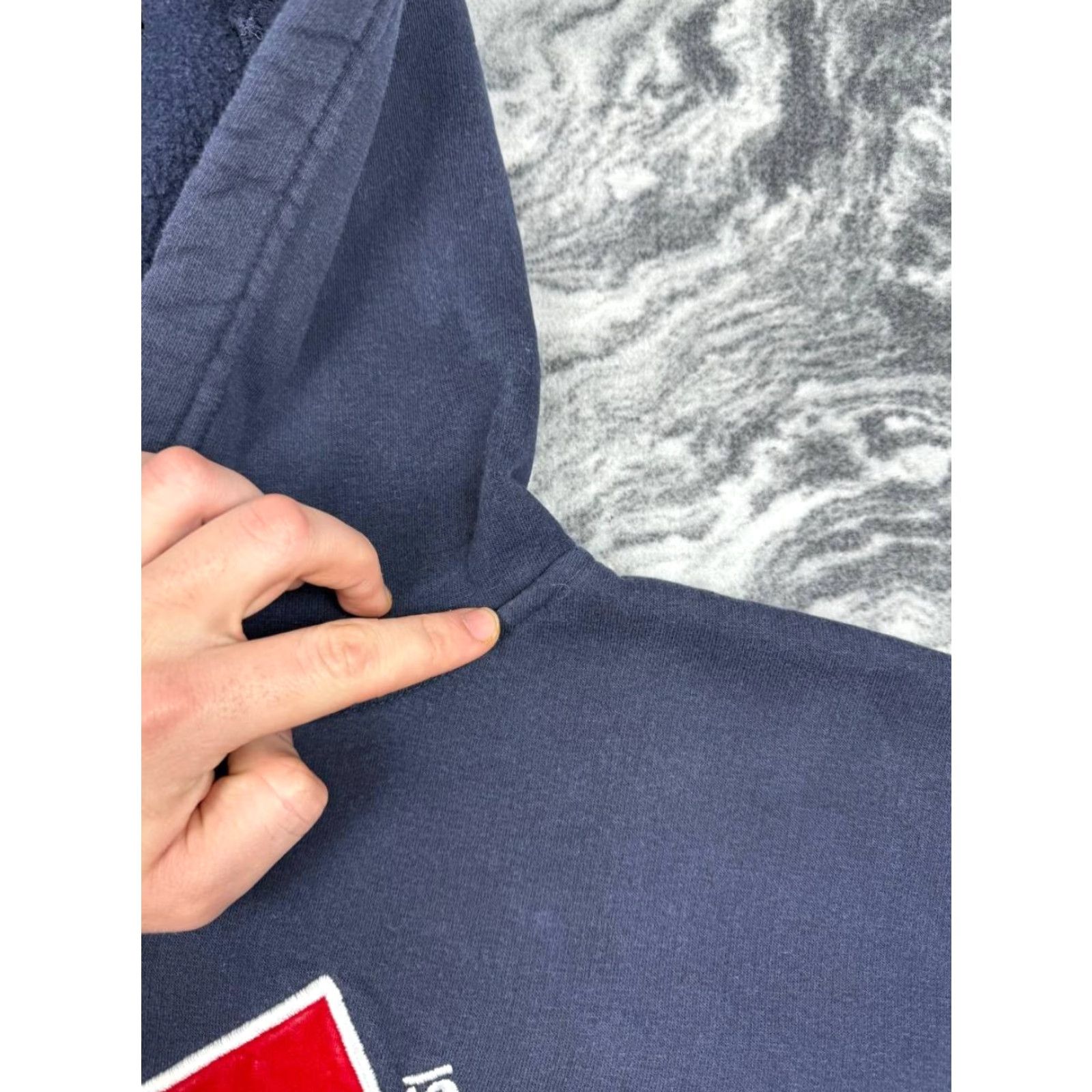 Vintage VINTAGE Wu Tang Clan Hoodie Men M Blue Hip Hop Band Rap Tour Wu Tang Clan 1996 Hoodie Mens Size US M / EU 48-50 / 2 - 5 Thumbnail
