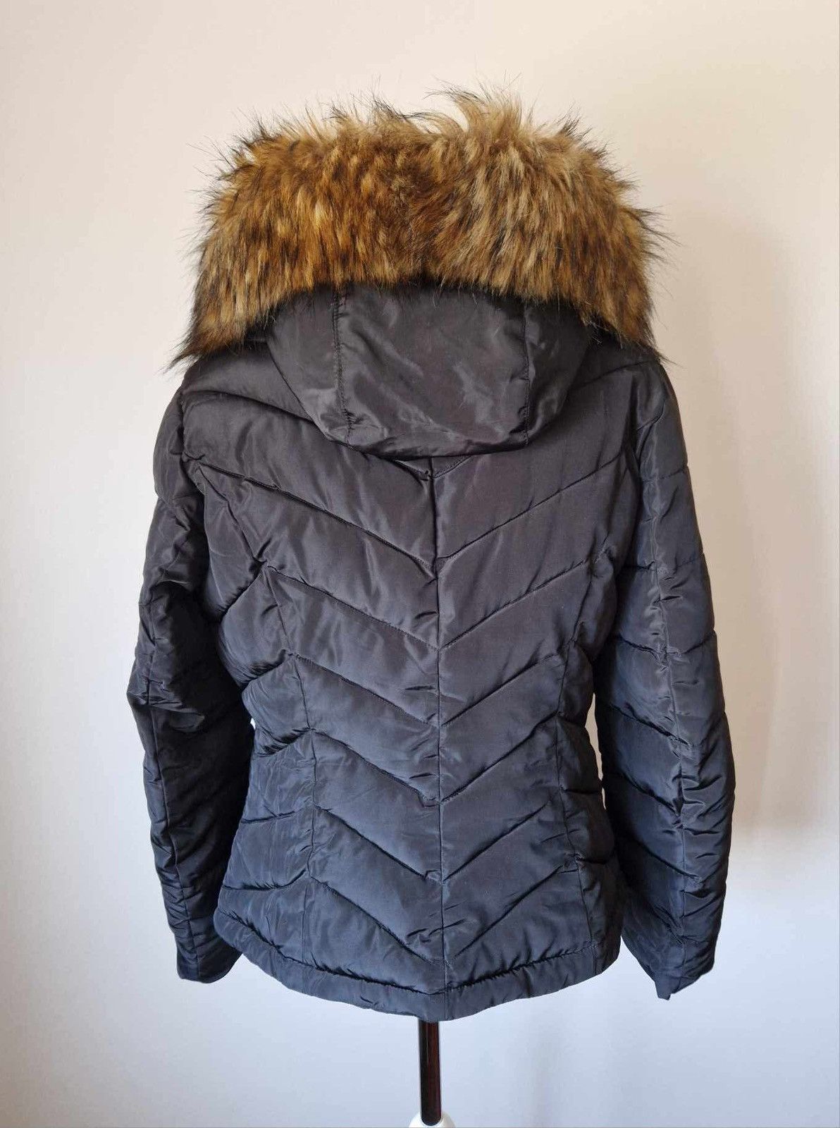 Elisabetta Franchi Elisabetta Franchi Puffer Jacket size M Size M / US 6-8 / IT 42-44 - 4 Thumbnail