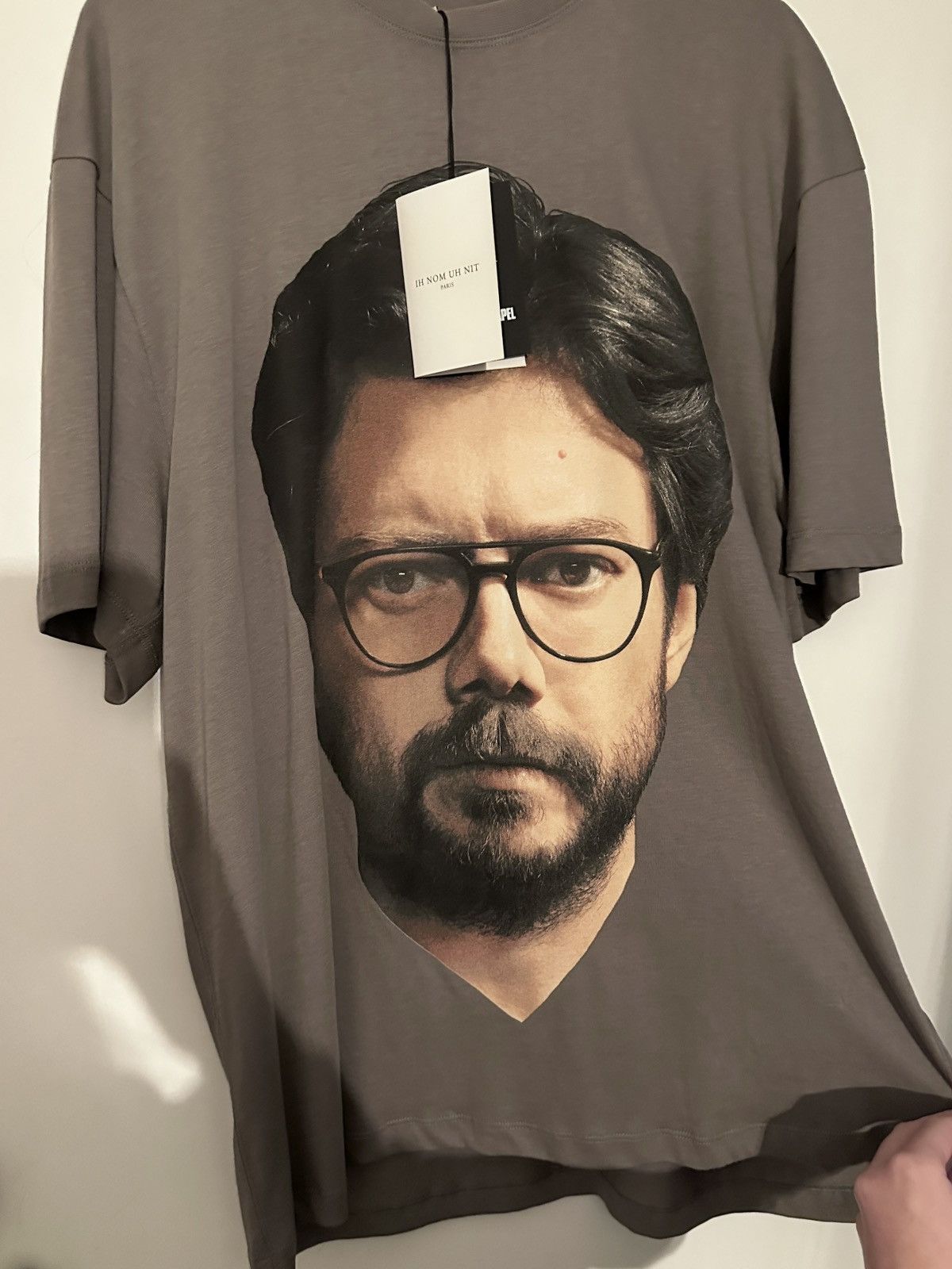 Ih Nom Uh Nit Ih nom uh nit (La Casa de Papel Professor) Size US M / EU 48-50 / 2 - 2 Thumbnail
