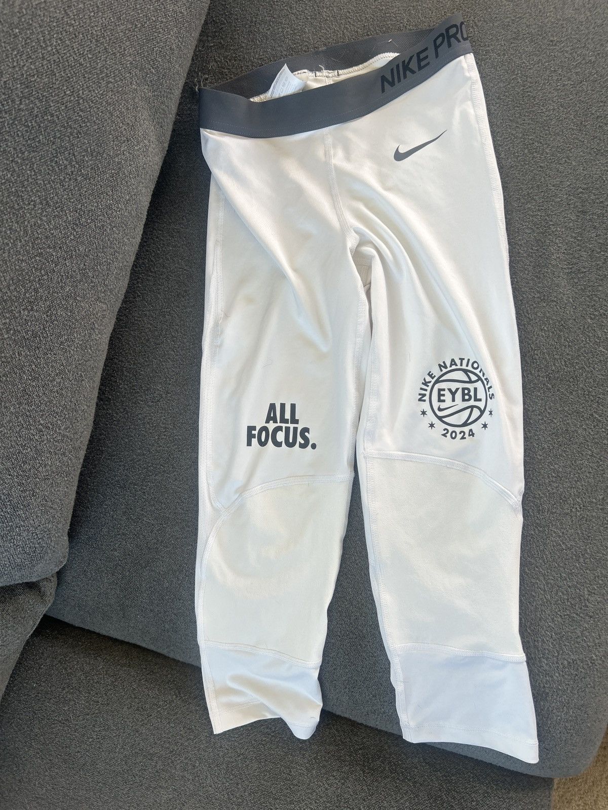 Nike Nike eybl compressions Size US 32 / EU 48 - 1 Thumbnail
