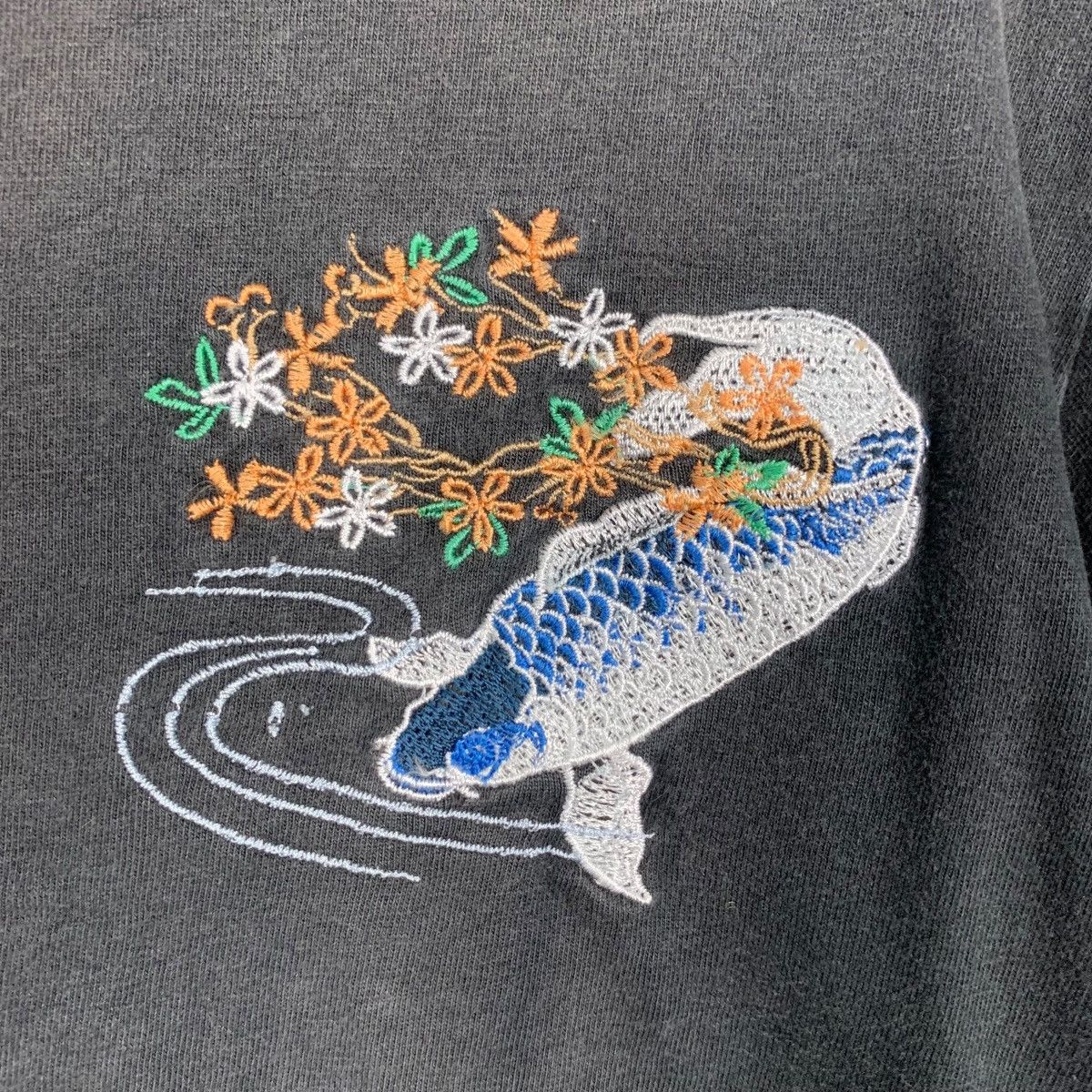 Japan Rags Vintage Japanese Traditional Sakura Koi Fish Tees #2865-C129 Size US M / EU 48-50 / 2 - 9 Thumbnail