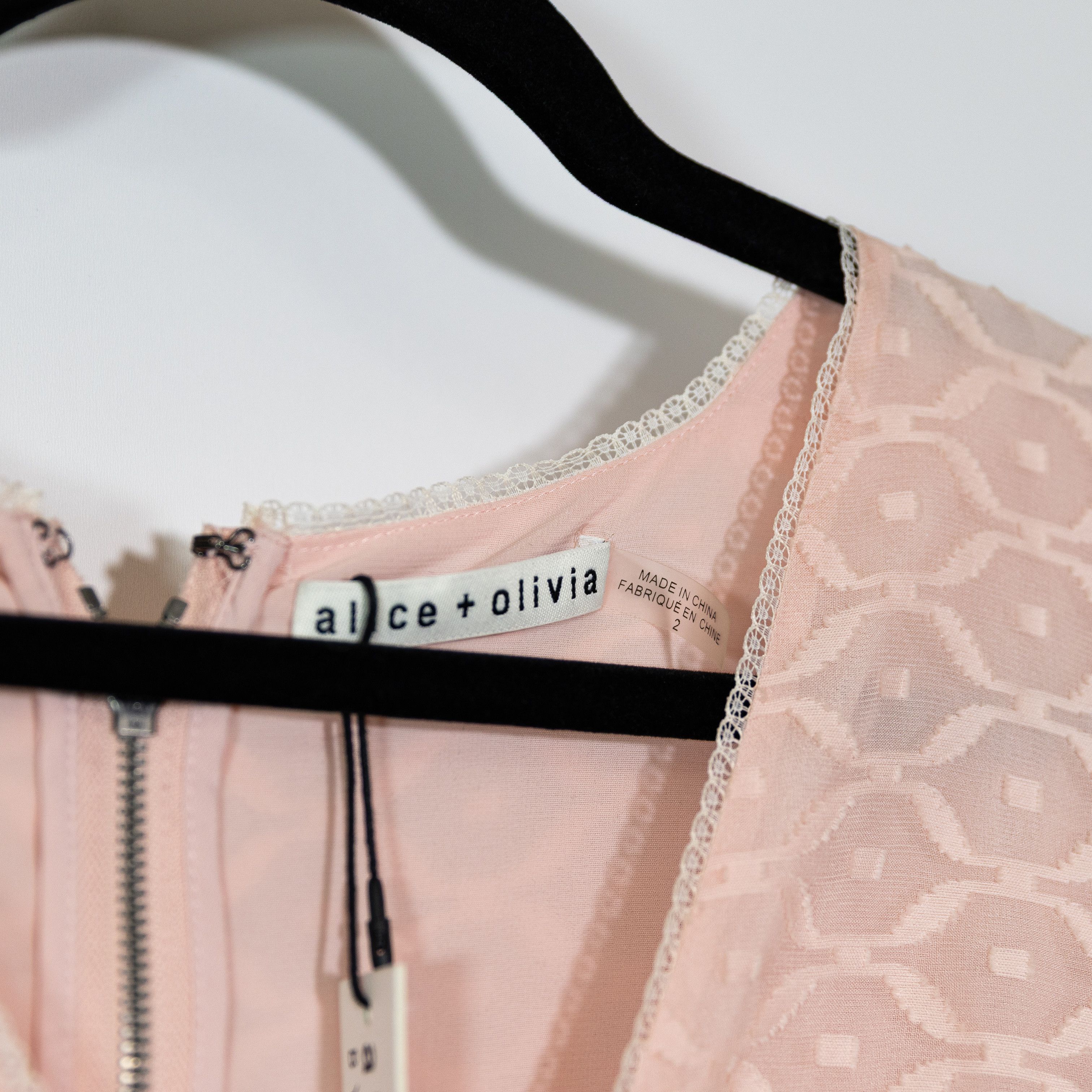 Alice + Olivia NEW Alice + Olivia Tia Puff Sleeved Silk Size XS / US 0-2 / IT 36-38 - 3 Thumbnail