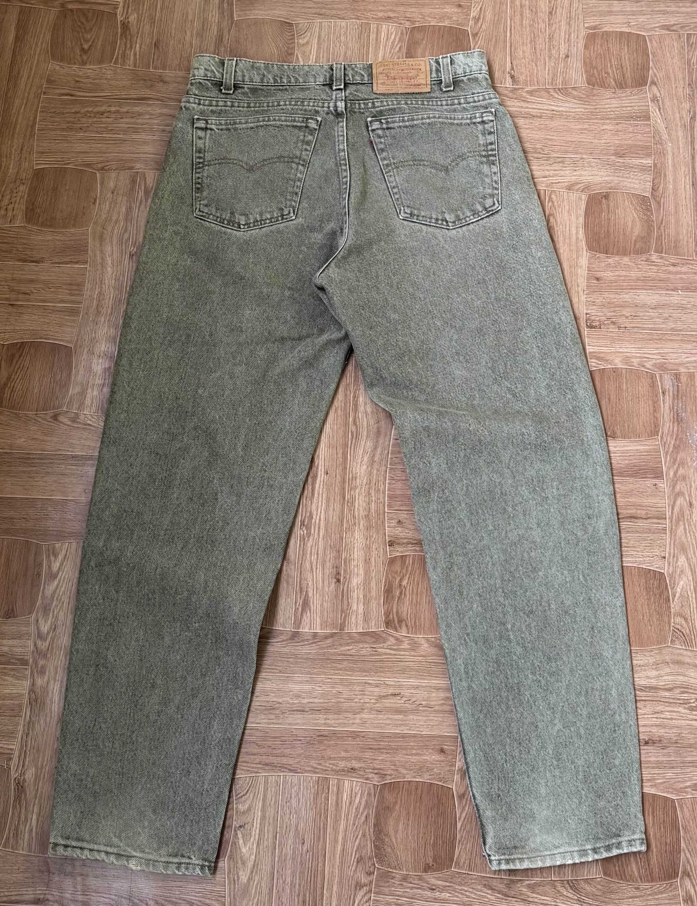 Levi's Vintage 90s Levis 550 Green Denim Jeans W34 L30 Size US 34 / EU 50 - 1 Thumbnail
