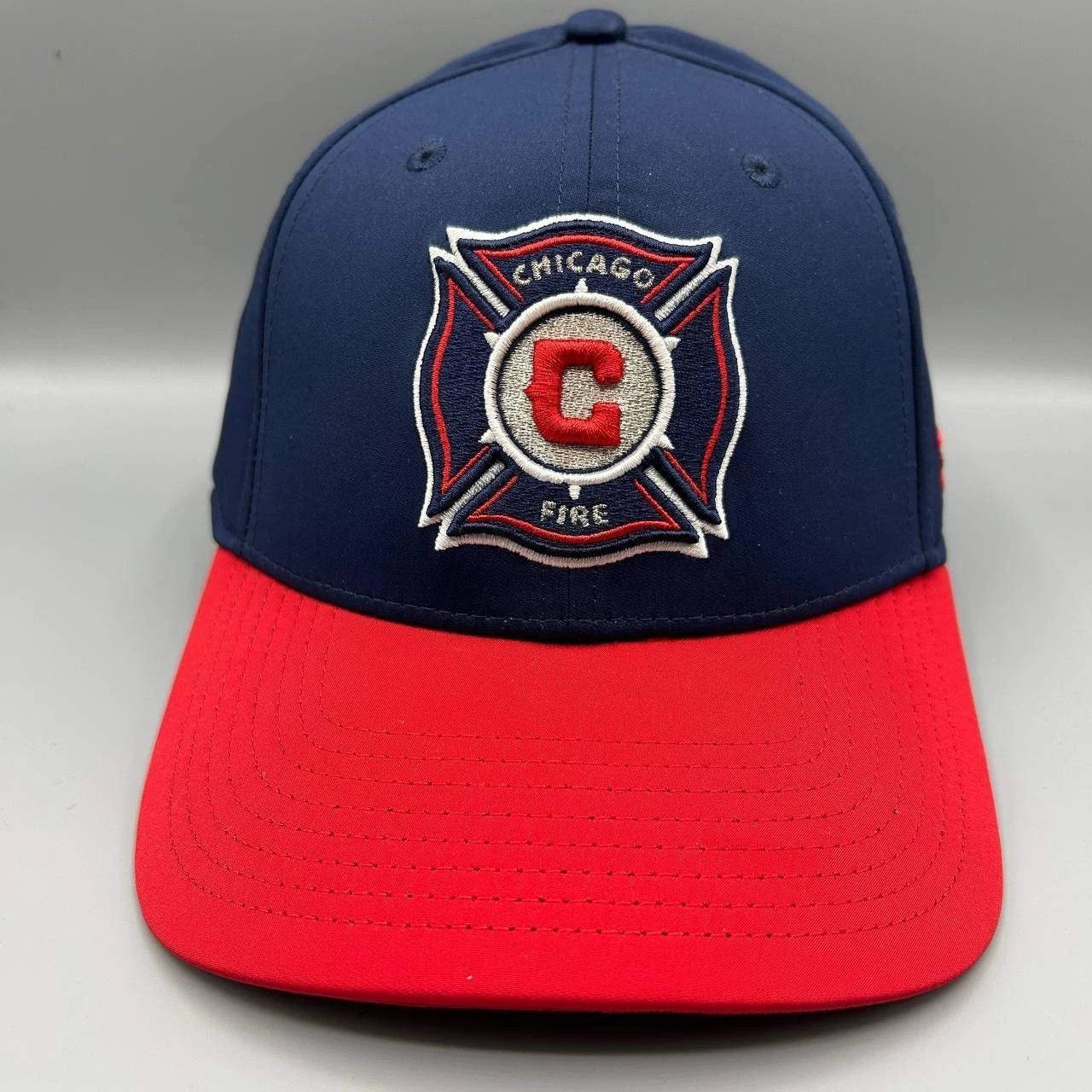Other Chicago Fire Hat Men M-L Embroidered Fanatics Stretch Fitted Size ONE SIZE - 1 Thumbnail