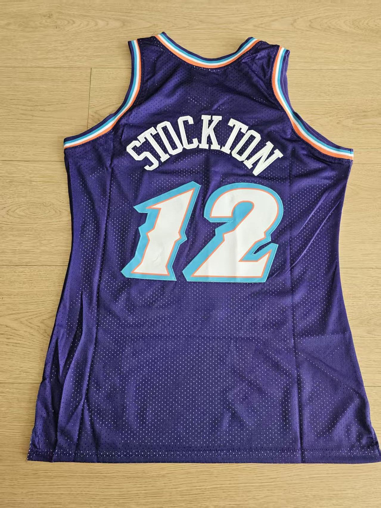 NBA 1996 97 Utah Jazz #12 John Stockton Jersey Size US XL / EU 56 / 4 - 2 Thumbnail