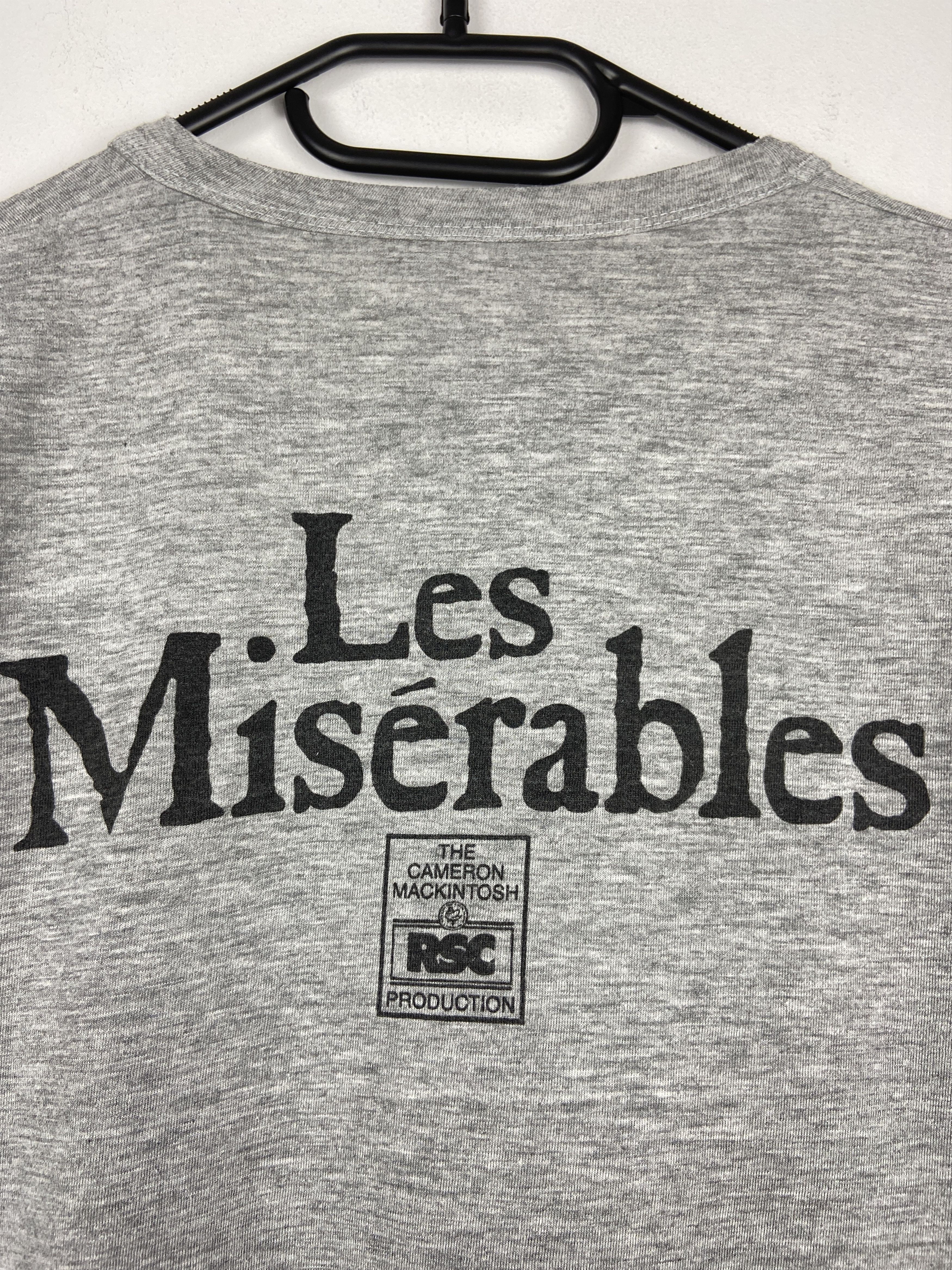 Vintage 80s Vintage Les Miserables Graphic Single Stitch T Shirt 90s Size US M / EU 48-50 / 2 - 9 Thumbnail
