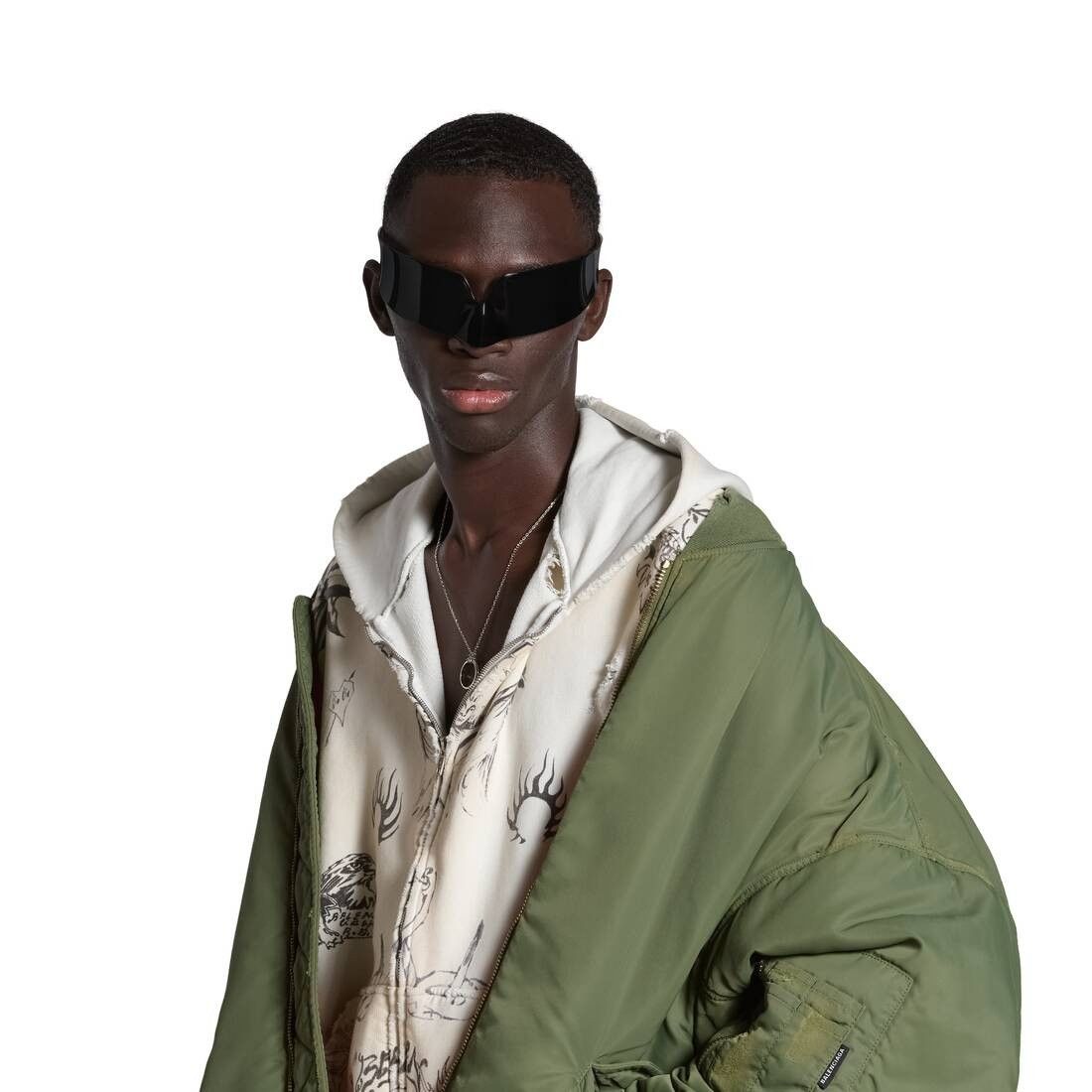 Balenciaga o1s1wg110126 Off Shoulder Bomber Jacket in Green Size US L / EU 52-54 / 3 - 6 Thumbnail