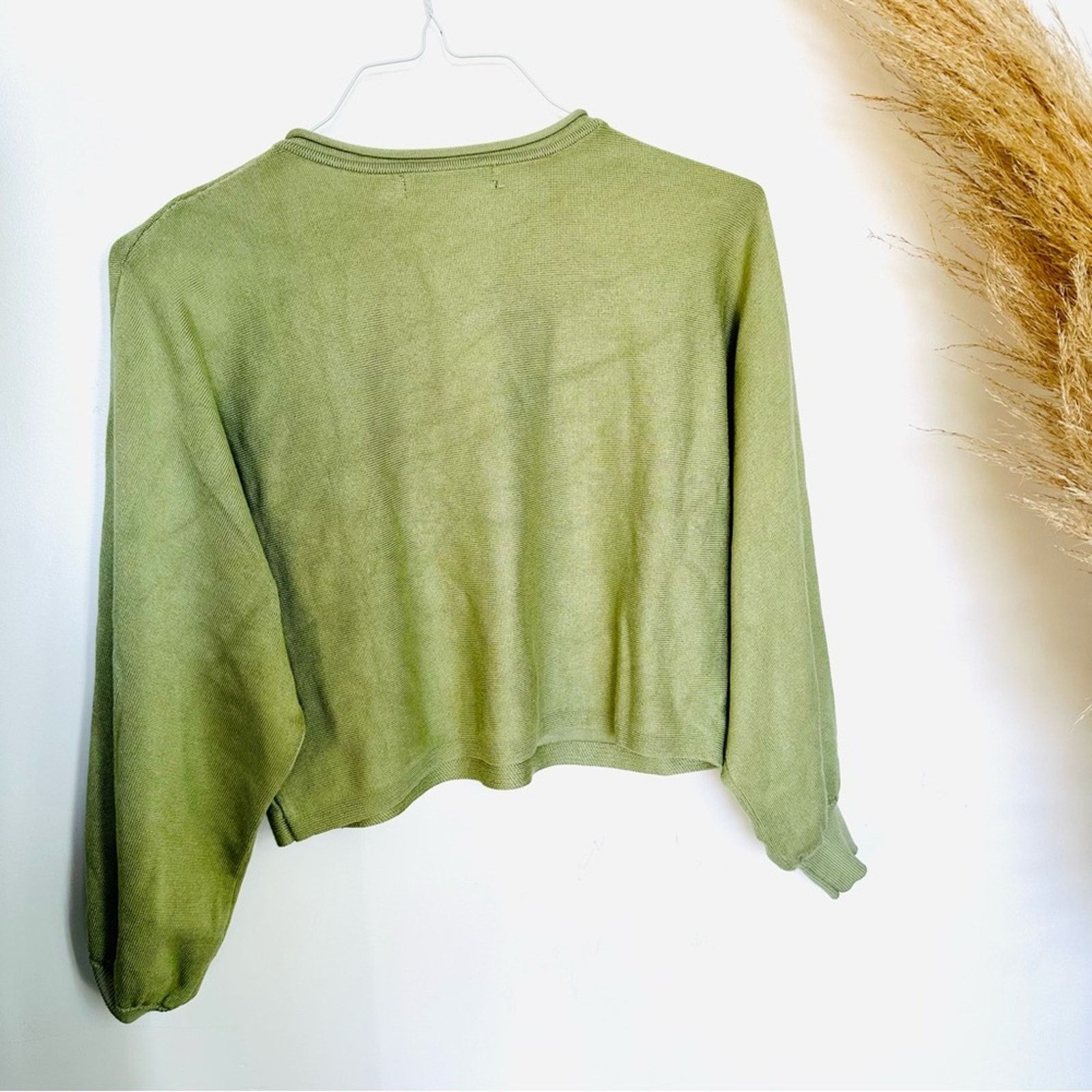 Nordstrom NEW ZESICA Sage Green Crop Bubble Sweater Tie Shorts Set Size M / US 6-8 / IT 42-44 - 9 Thumbnail