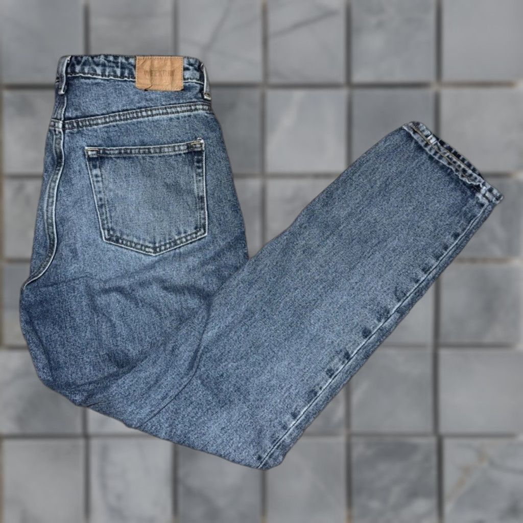 Weekday VINTAGE Weekday Seattle Women’s High Tapered Slim Jeans Blue Size 28x30 Size 28" / US 6 / IT 42 - 1 Thumbnail