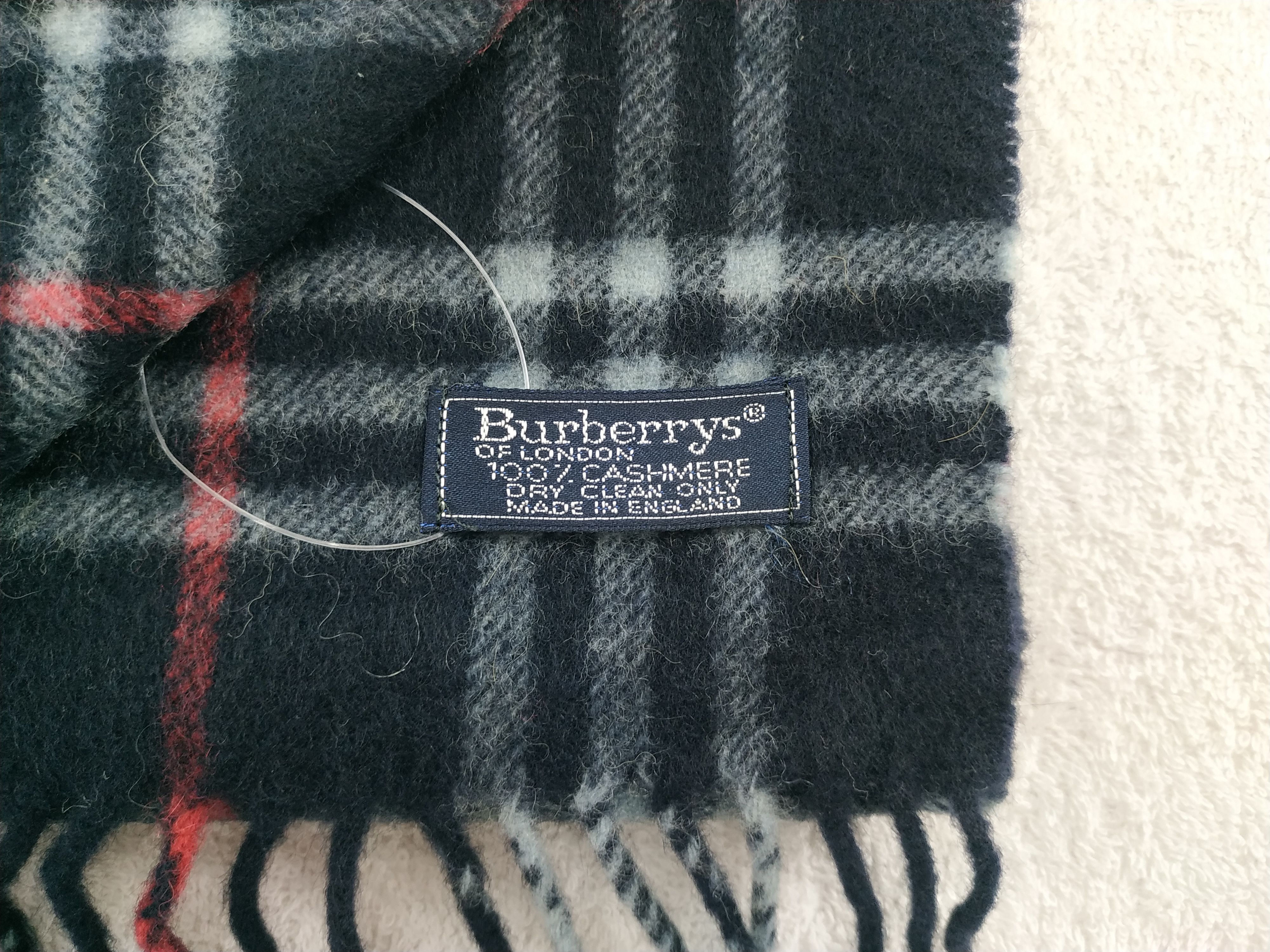 Burberry Vintage Burberry Scarf/Muffler/Neckwear MF467 Size ONE SIZE - 5 Thumbnail