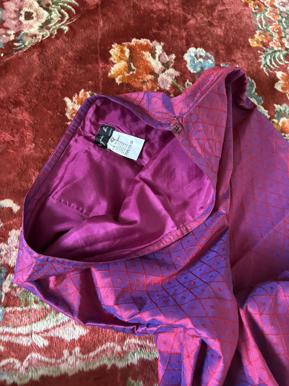 agnes b. ARCHIVAL Agnès b. Silk Wrap Midi Skirt - Red Embroidery RARE Size 28" / US 6 / IT 42 - 8 Thumbnail