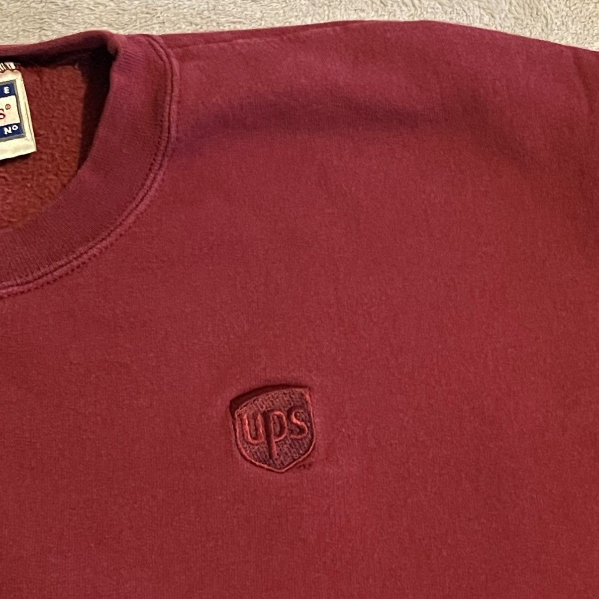 Hanes Vintage 90s Hanes UPS Sweatshirt Mens Medium Maroon Red Size US M / EU 48-50 / 2 - 5 Thumbnail