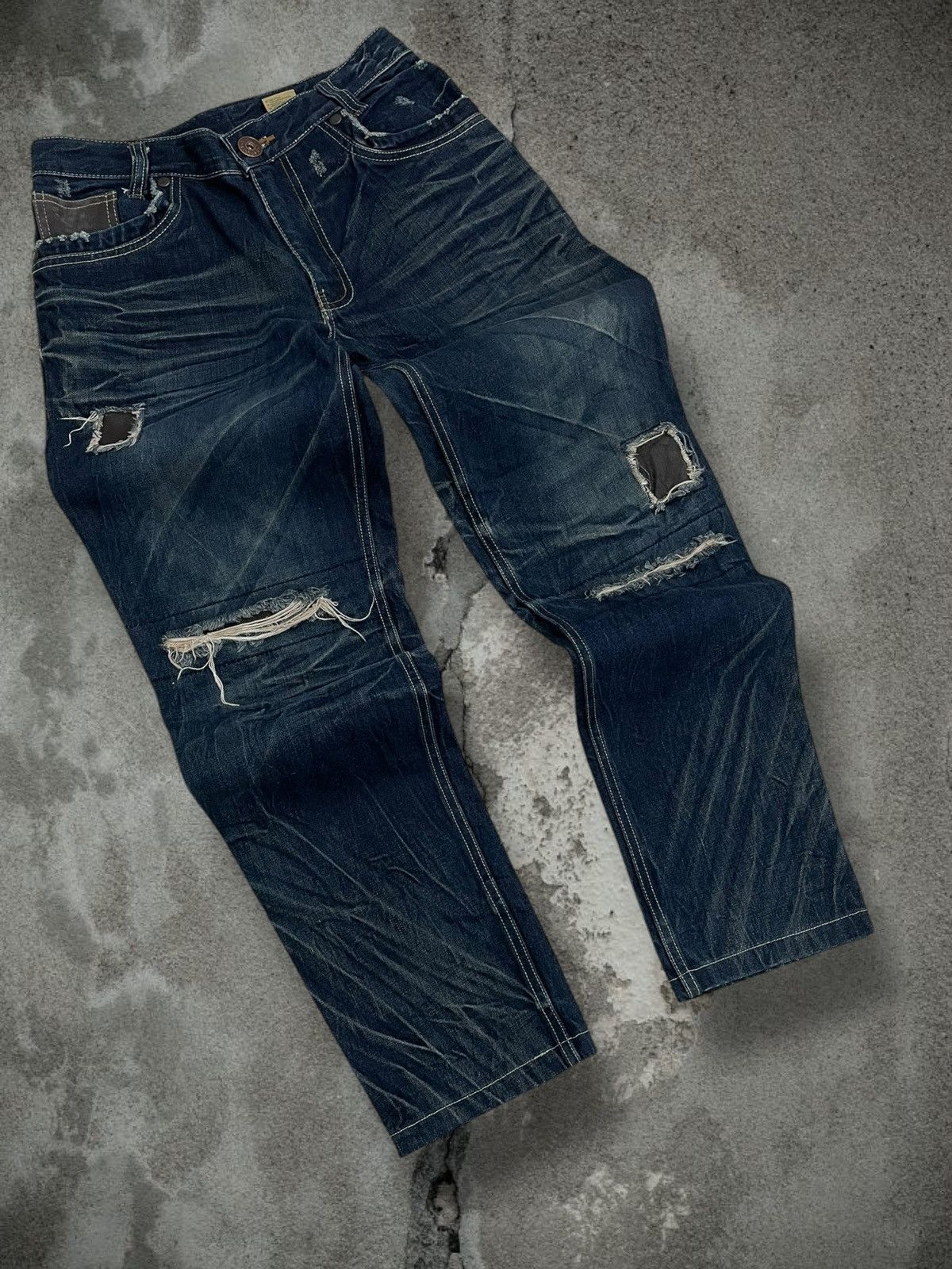 Japanese Brand Vintage Authentic Designer Japan Rapanui Distressed Denim Size US 29 - 2 Thumbnail
