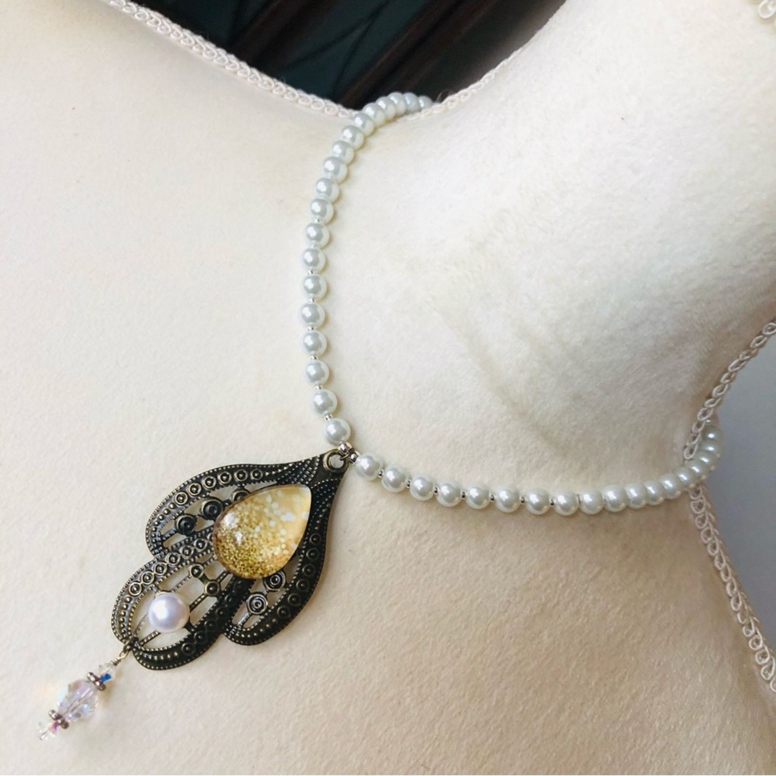Handmade Handcrafted repurpose teardrop pearl crystal Pearl necklace Size ONE SIZE - 1 Thumbnail
