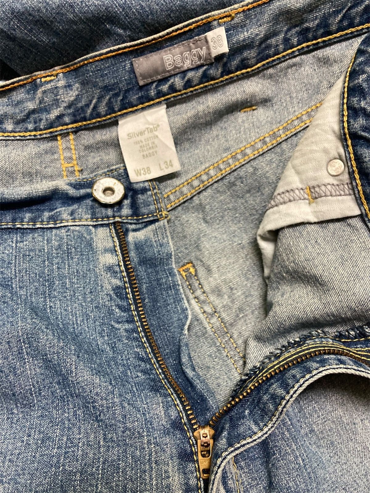 Levi's Vintage y2k Levi’s SilverTab Baggy Size US 38 / EU 54 - 7 Thumbnail