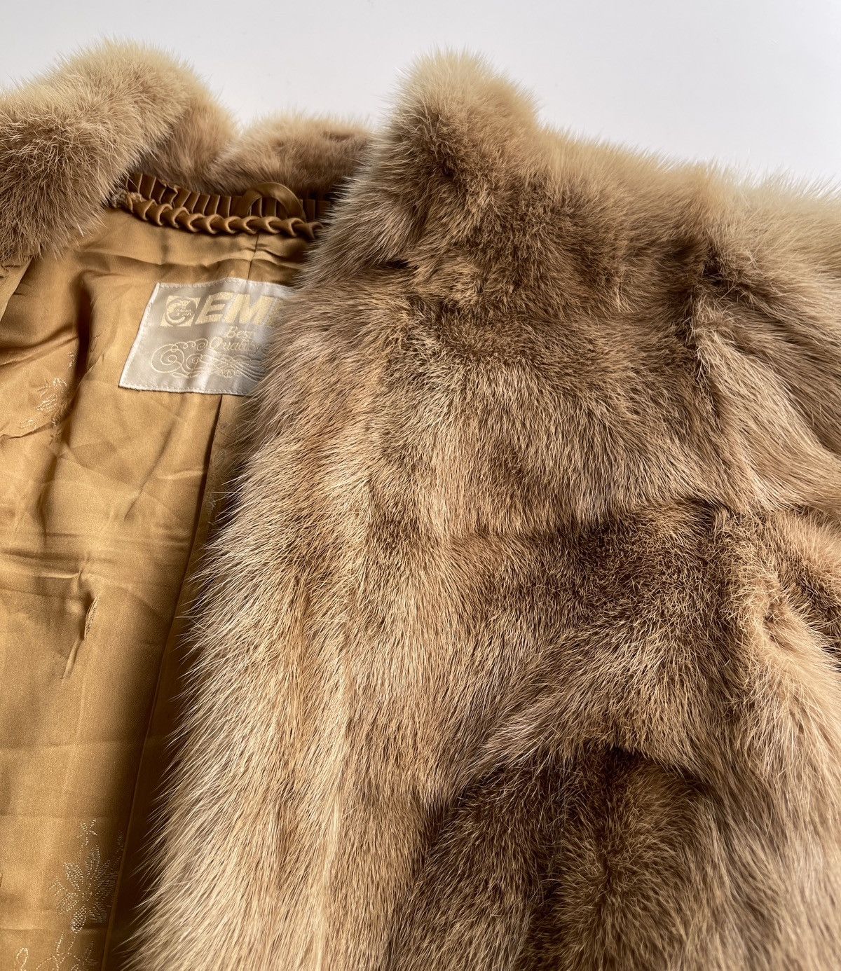 Sagafurs Vintage Emba Elegance Saga Fox Fur Jacket Size M / US 6-8 / IT 42-44 - 11 Thumbnail