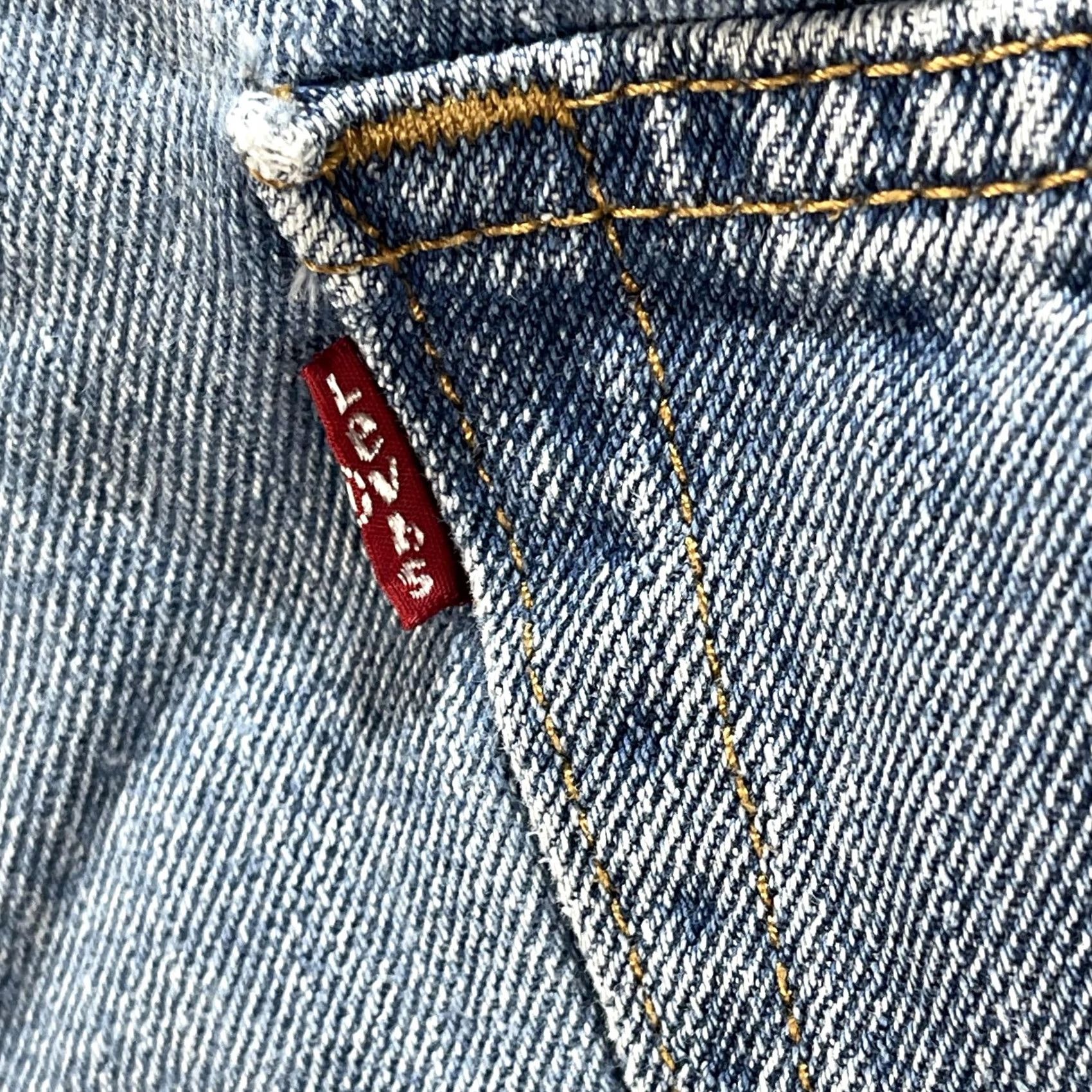 Levi's Levi's Jeans Mens 33x30 Blue Relaxed Tapered Leg Denim Pants 560 Y2K Vintage 90s 500 Series Cotton Pocket Zip Fly Size US 33 - 5 Thumbnail