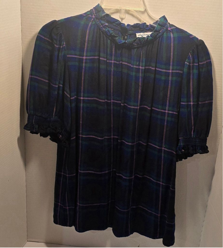 The Unbranded Brand women amazon essentials plad blouse size small Size S / US 4 / IT 40 - 1 Thumbnail