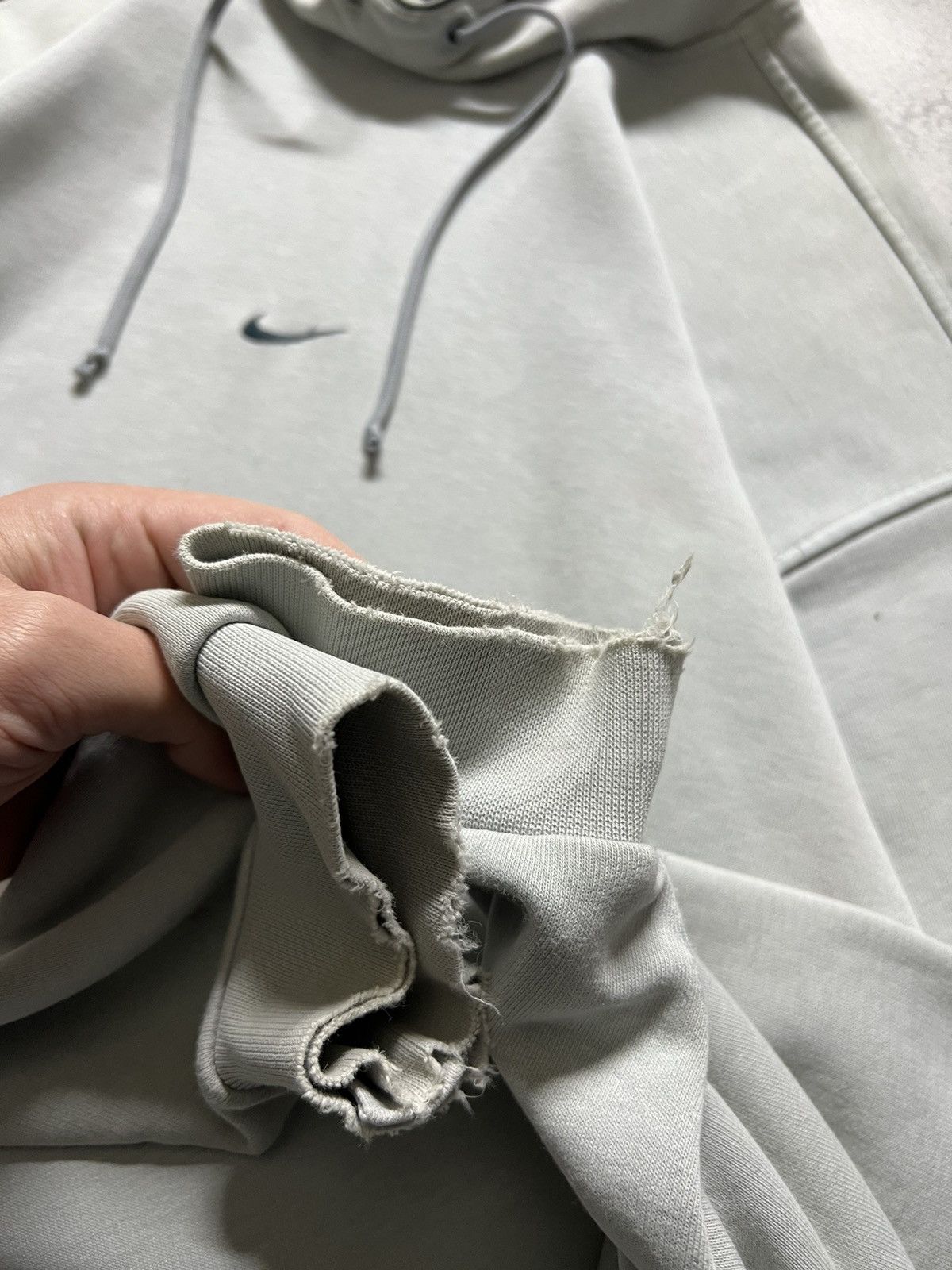 Vintage Vintage Y2k Nike 🩶 Faded Centre Mini Swoosh Hoodie 00’s Size US XL / EU 56 / 4 - 11 Thumbnail